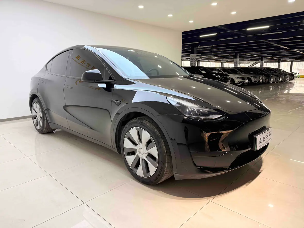 Tesla Model Y  из Китая