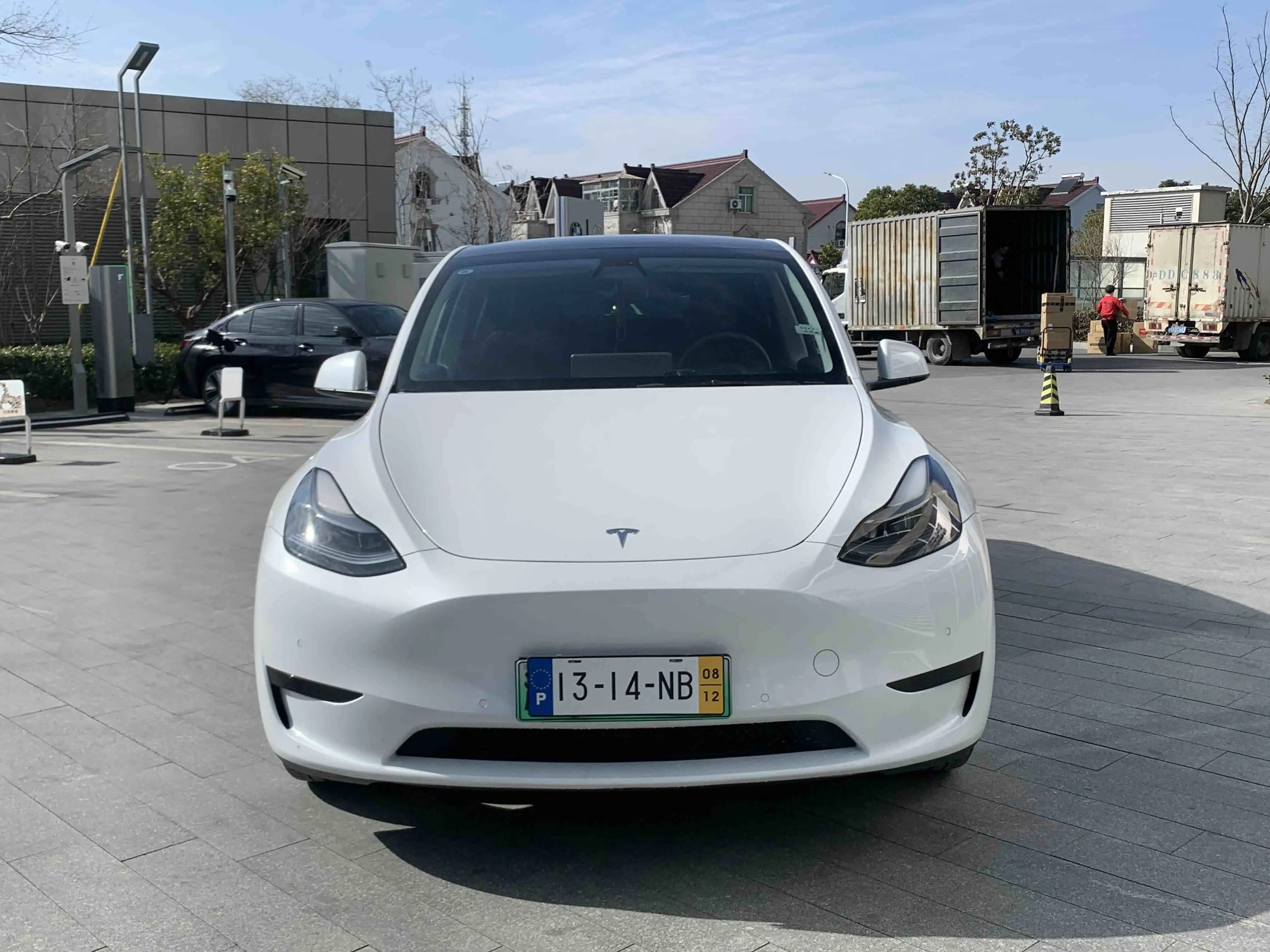 Tesla Model Y  из Китая