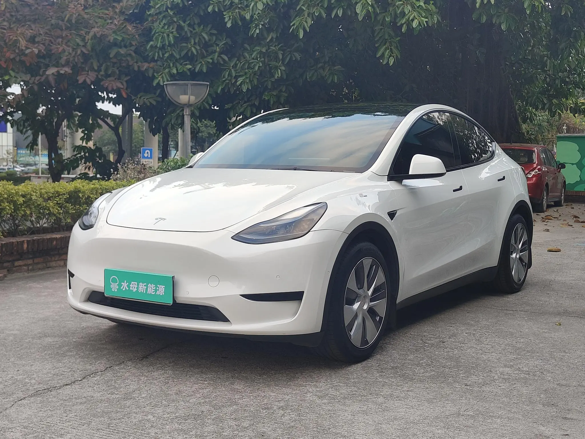 Tesla Model Y  из Китая