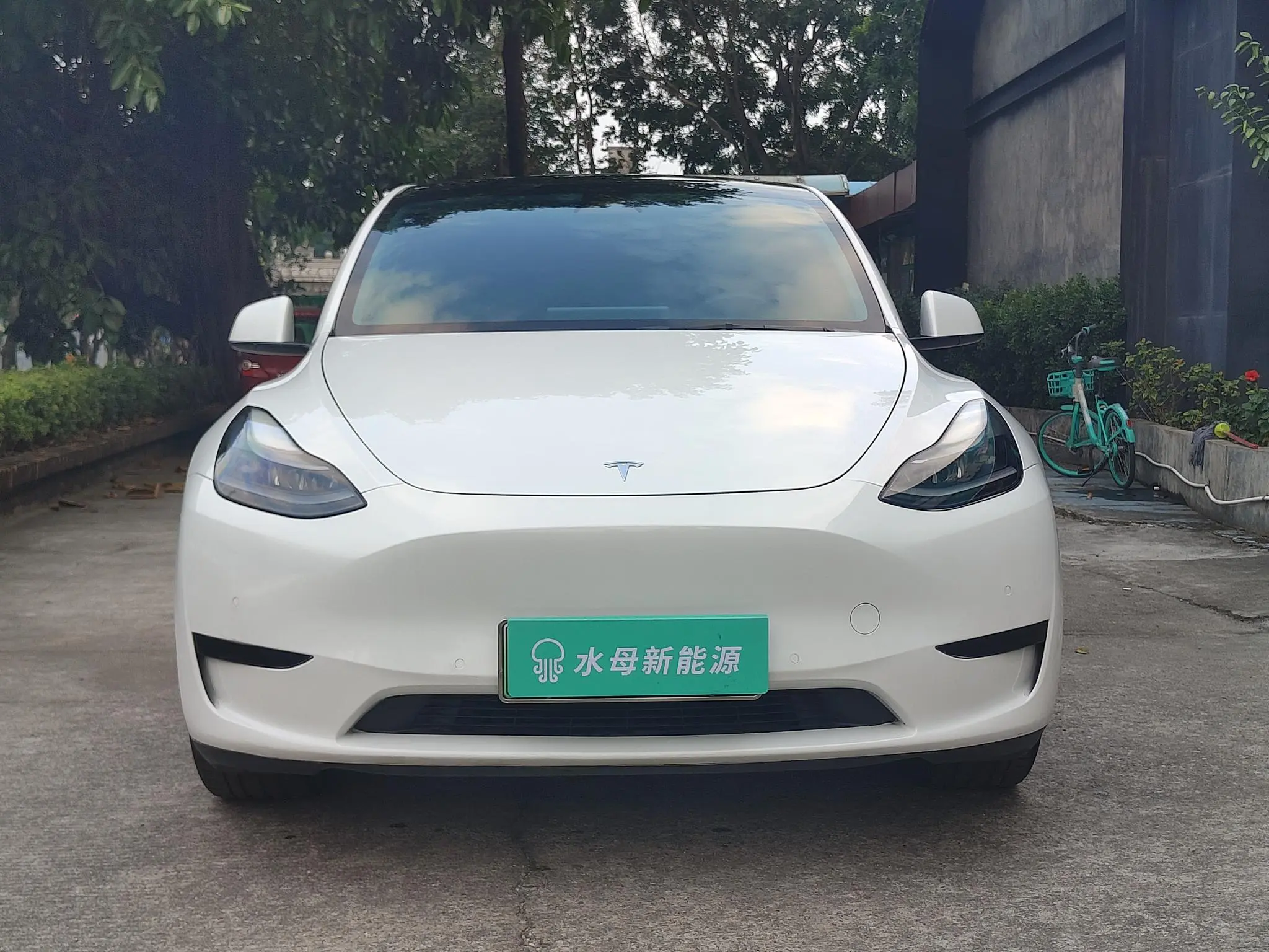 Tesla Model Y  из Китая