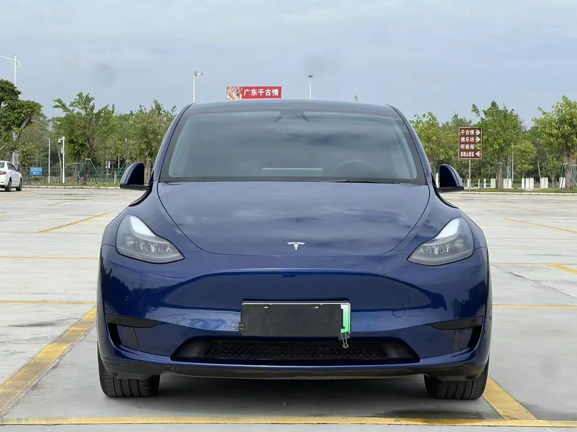 Tesla Model Y  из Китая