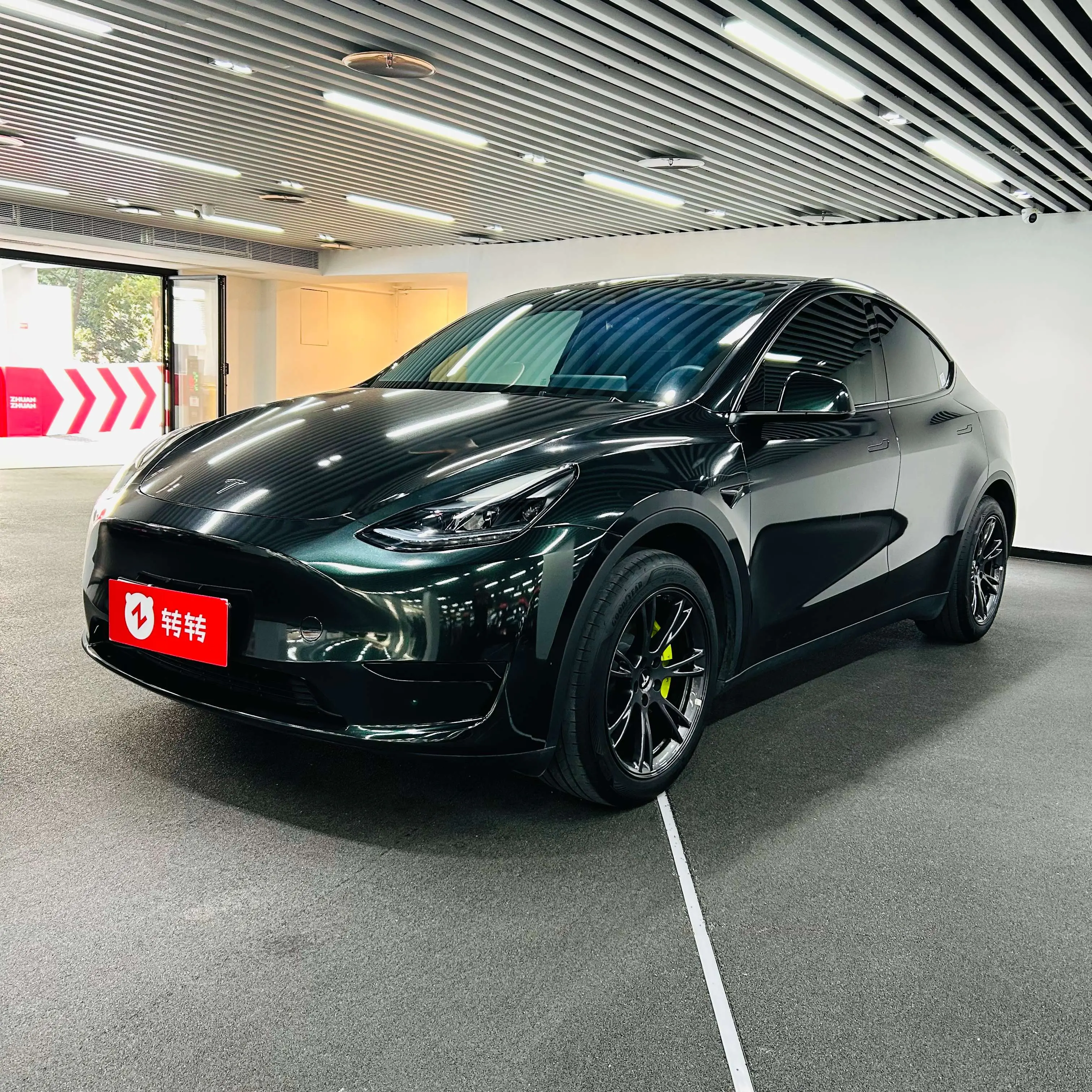 Tesla Model Y  из Китая