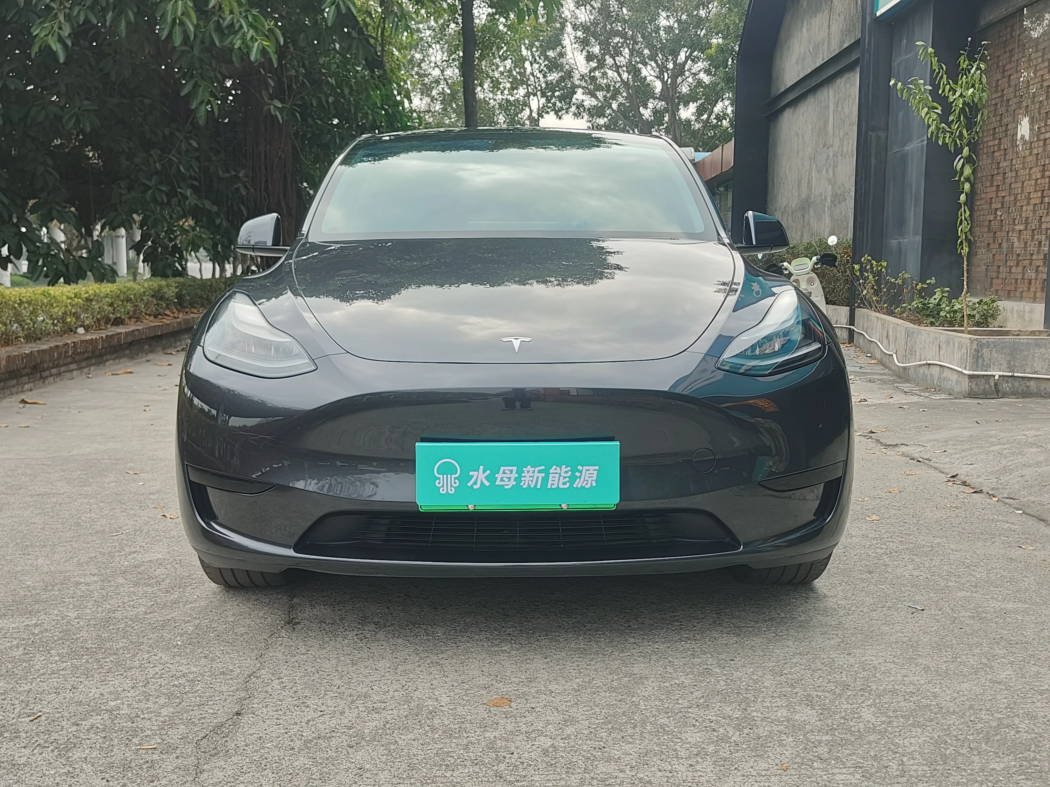 Tesla Model Y  из Китая