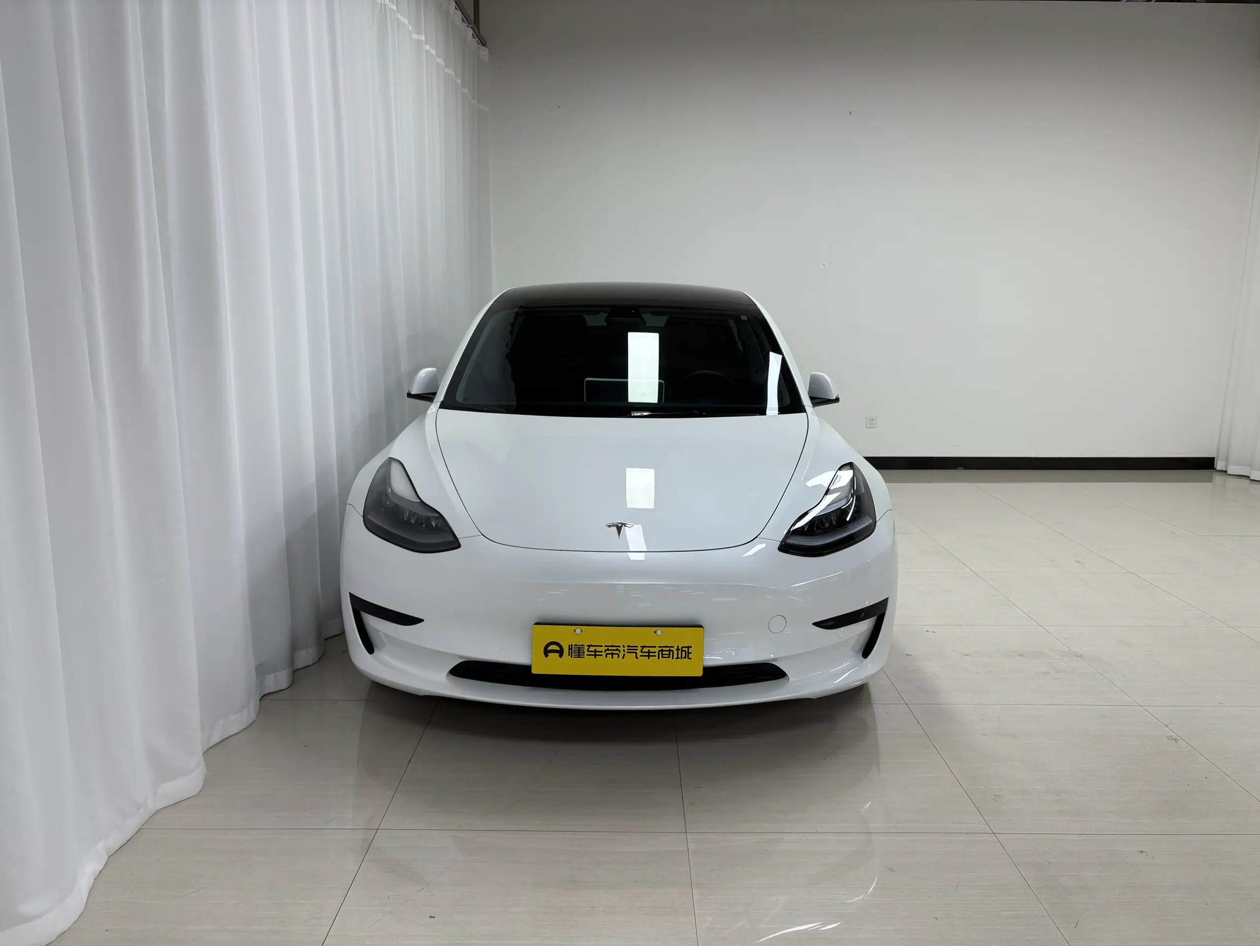 Tesla Model 3  из Китая