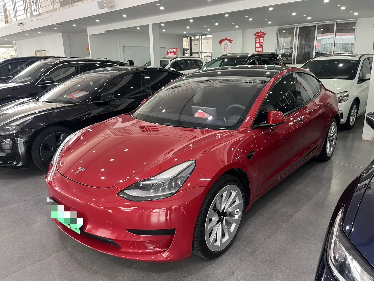 Tesla Model 3  из Китая