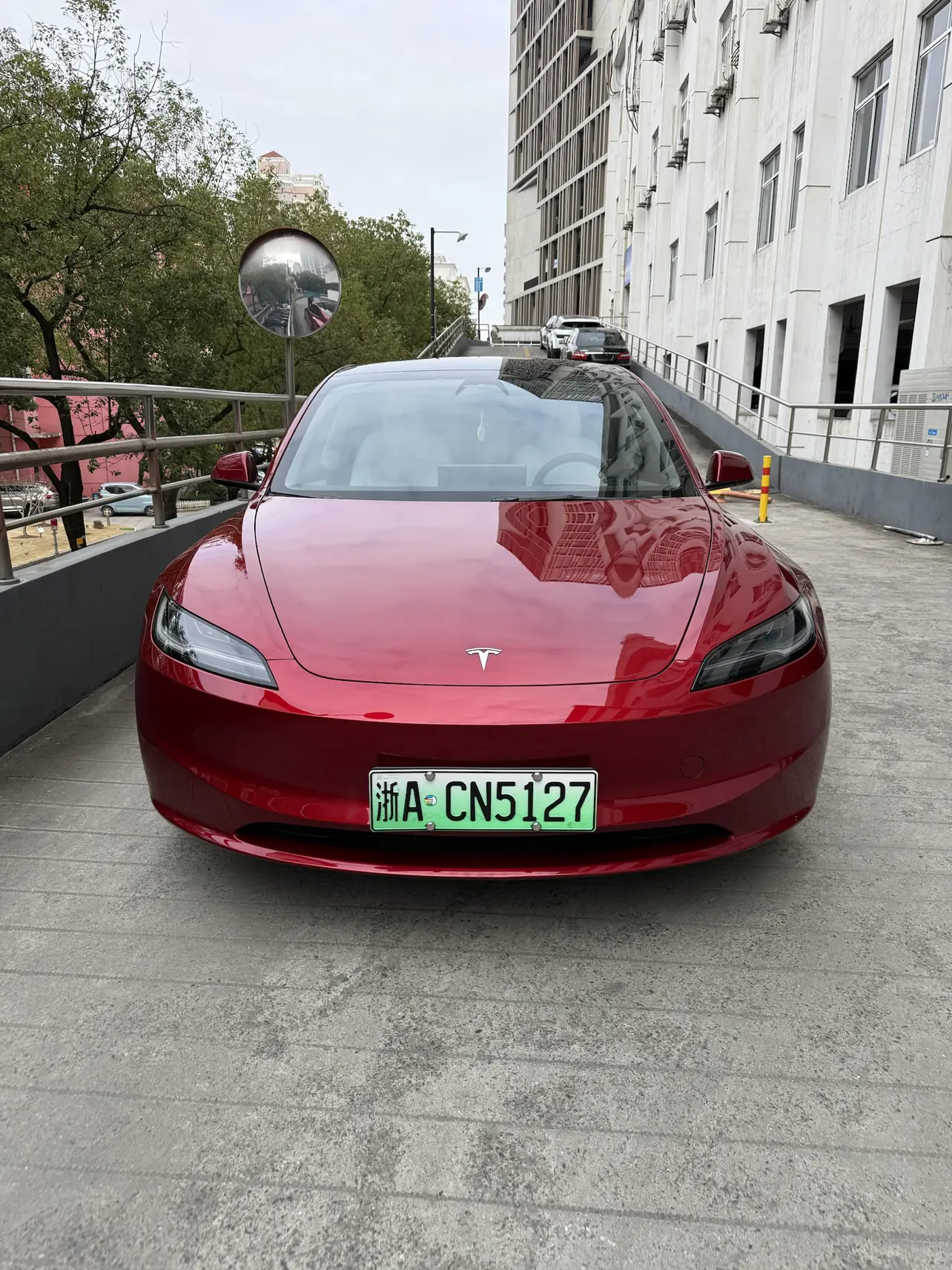 Tesla Model 3  из Китая
