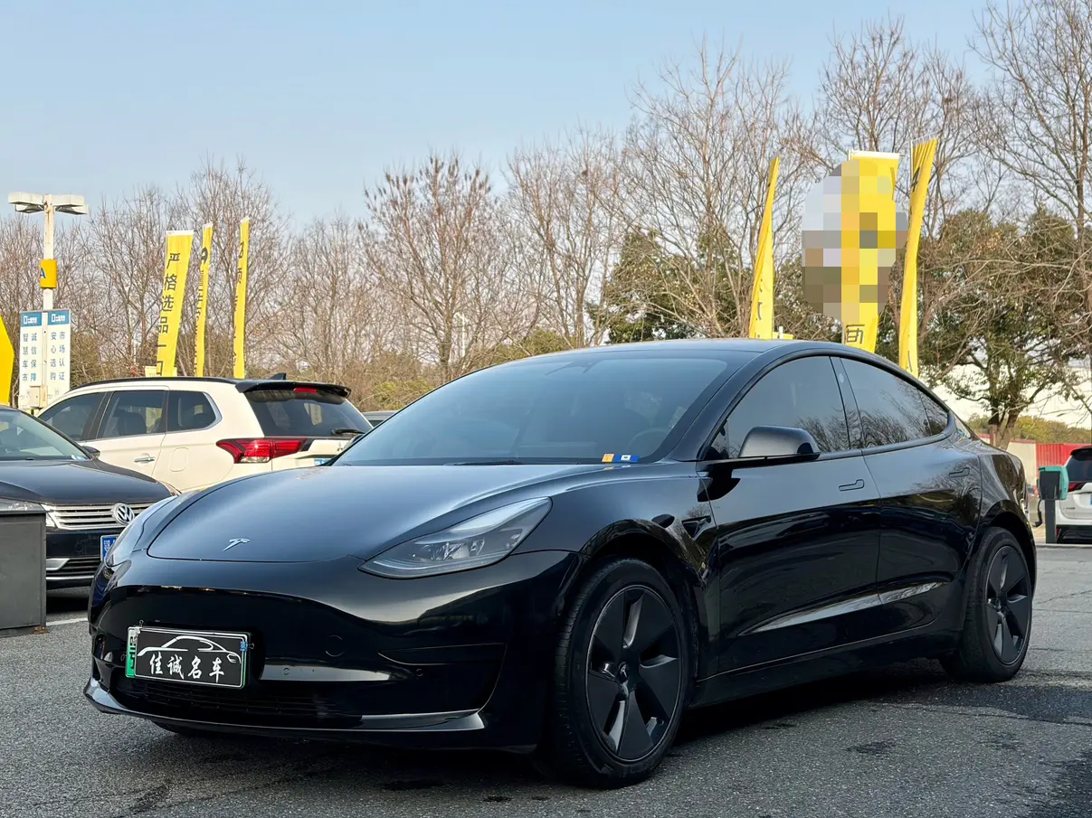 Tesla Model 3  из Китая