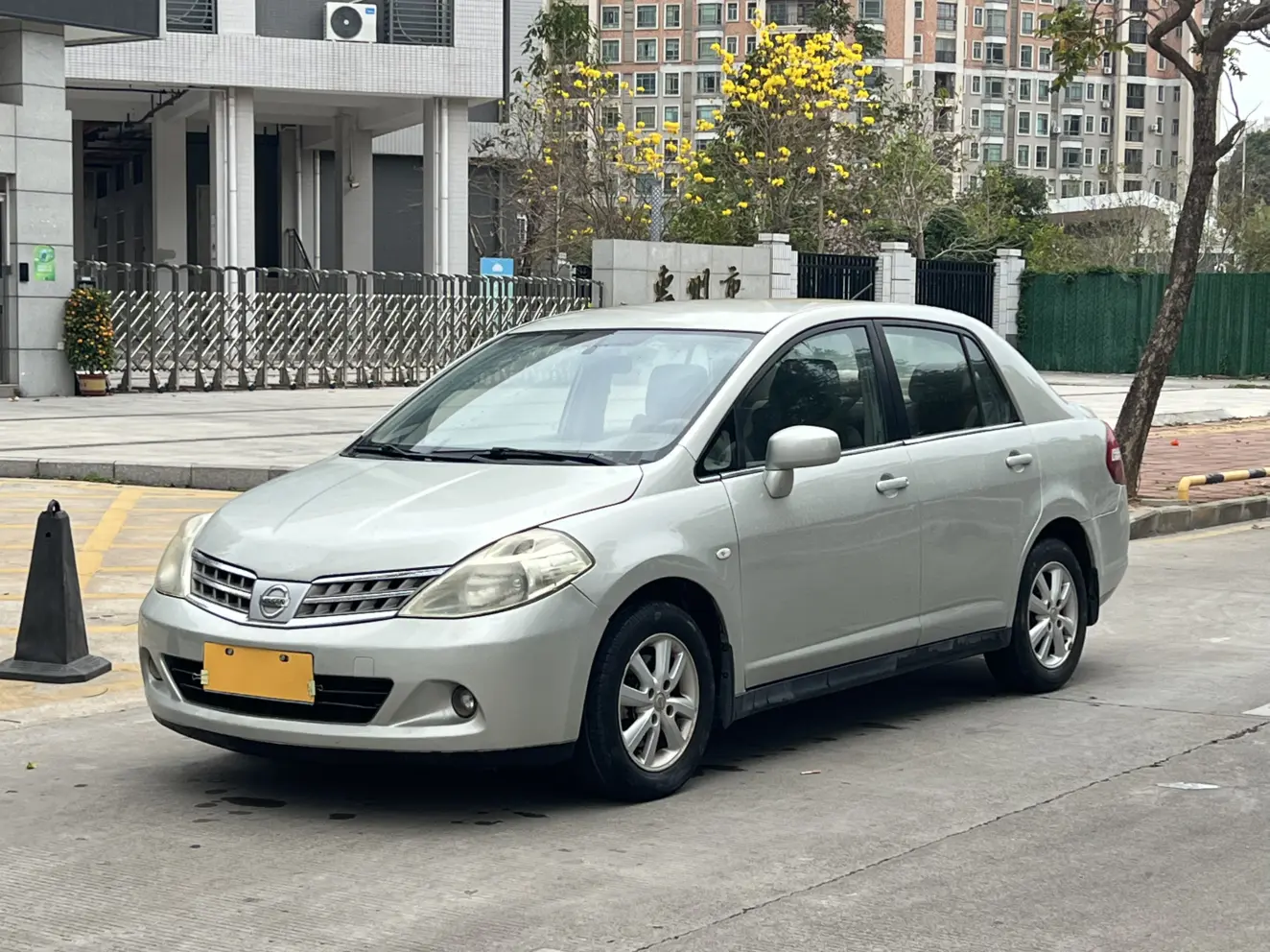 Nissan Tiida
