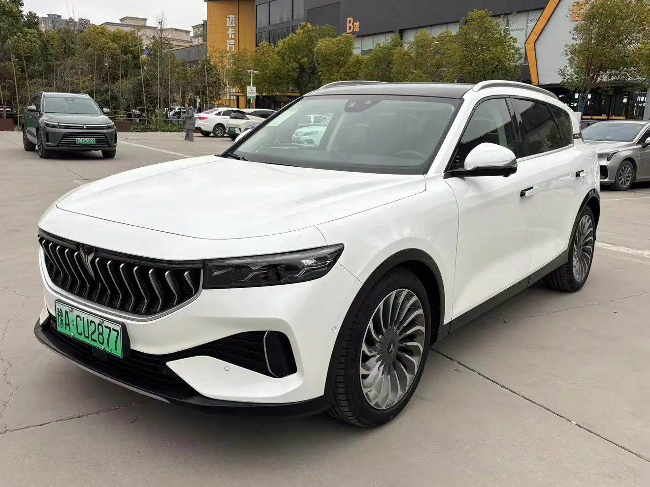 Voyah Lantu FREE  из Китая