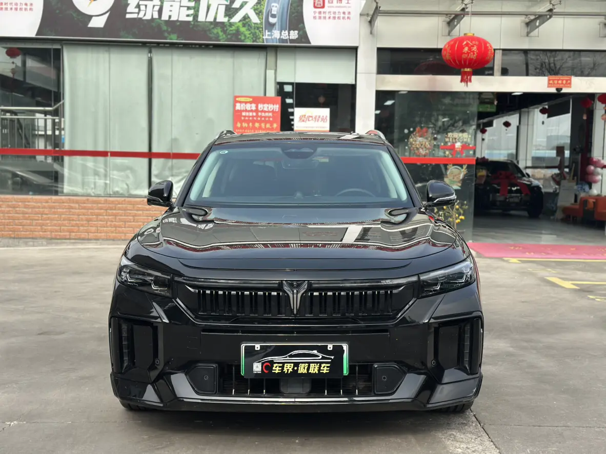 Voyah Lantu FREE  из Китая