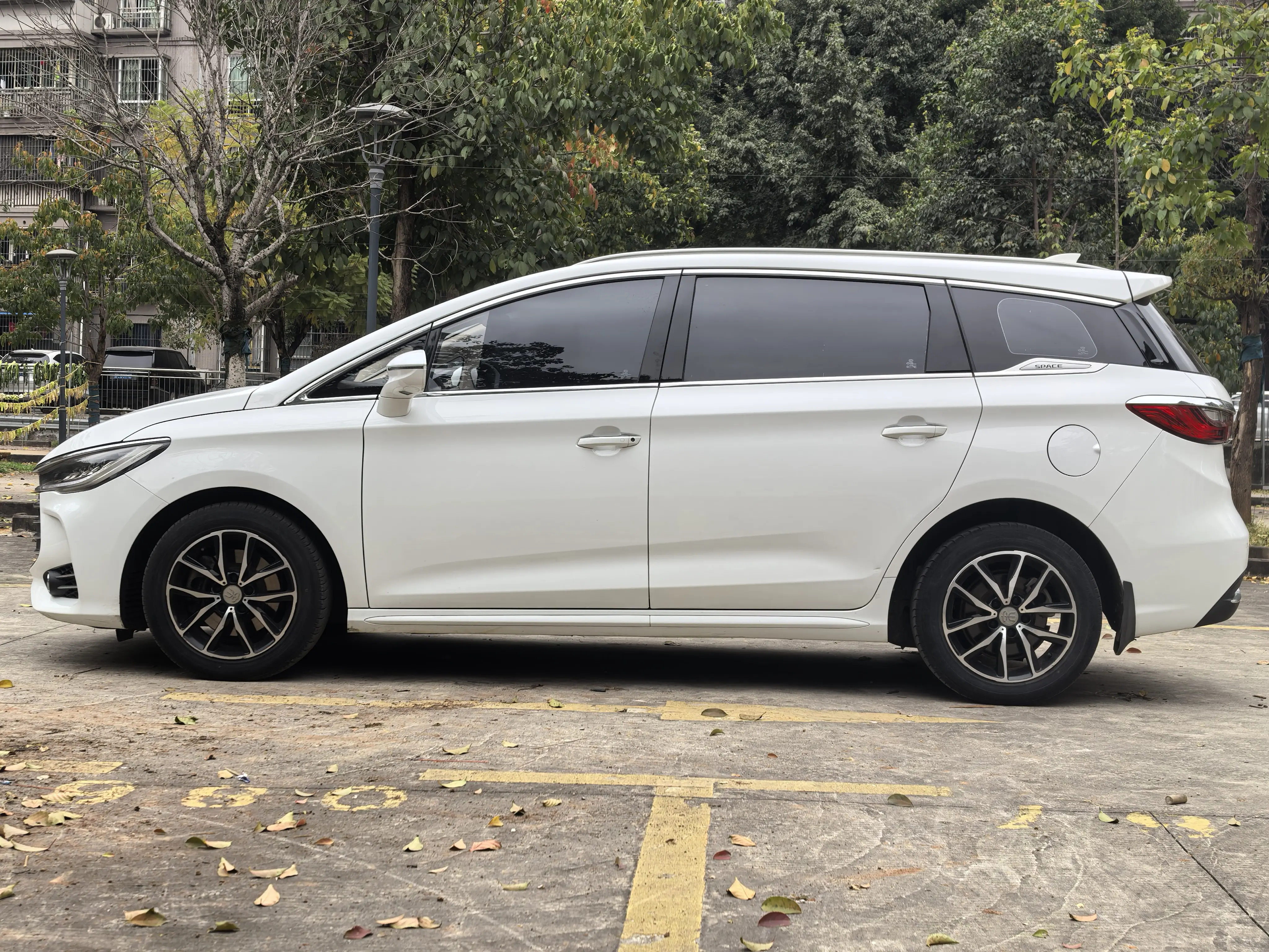 BYD Song MAX