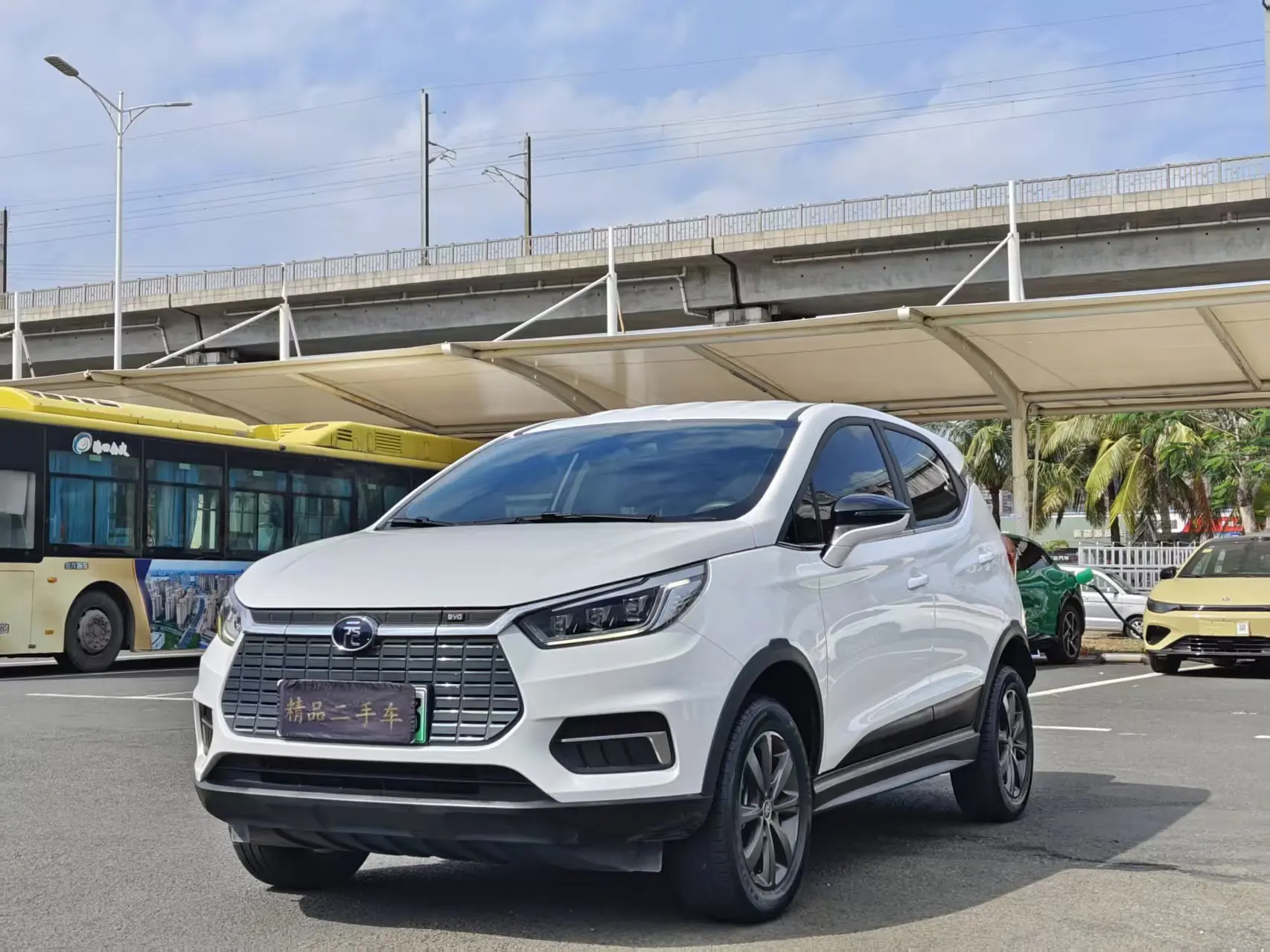 BYD Yuan EV  из Китая