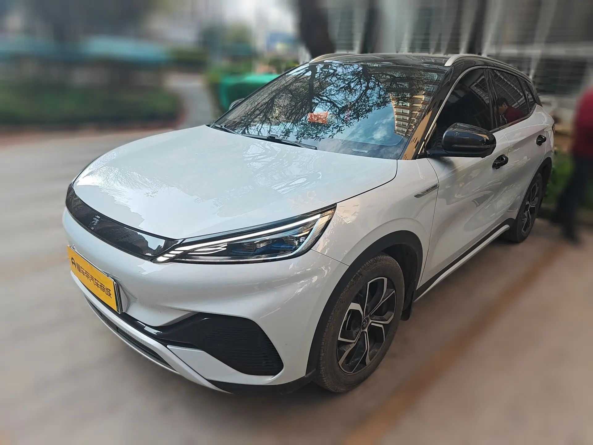 BYD Yuan PLUS  из Китая