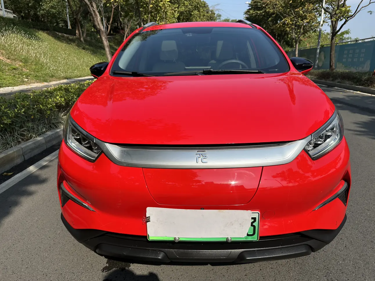 BYD Yuan Pro  из Китая