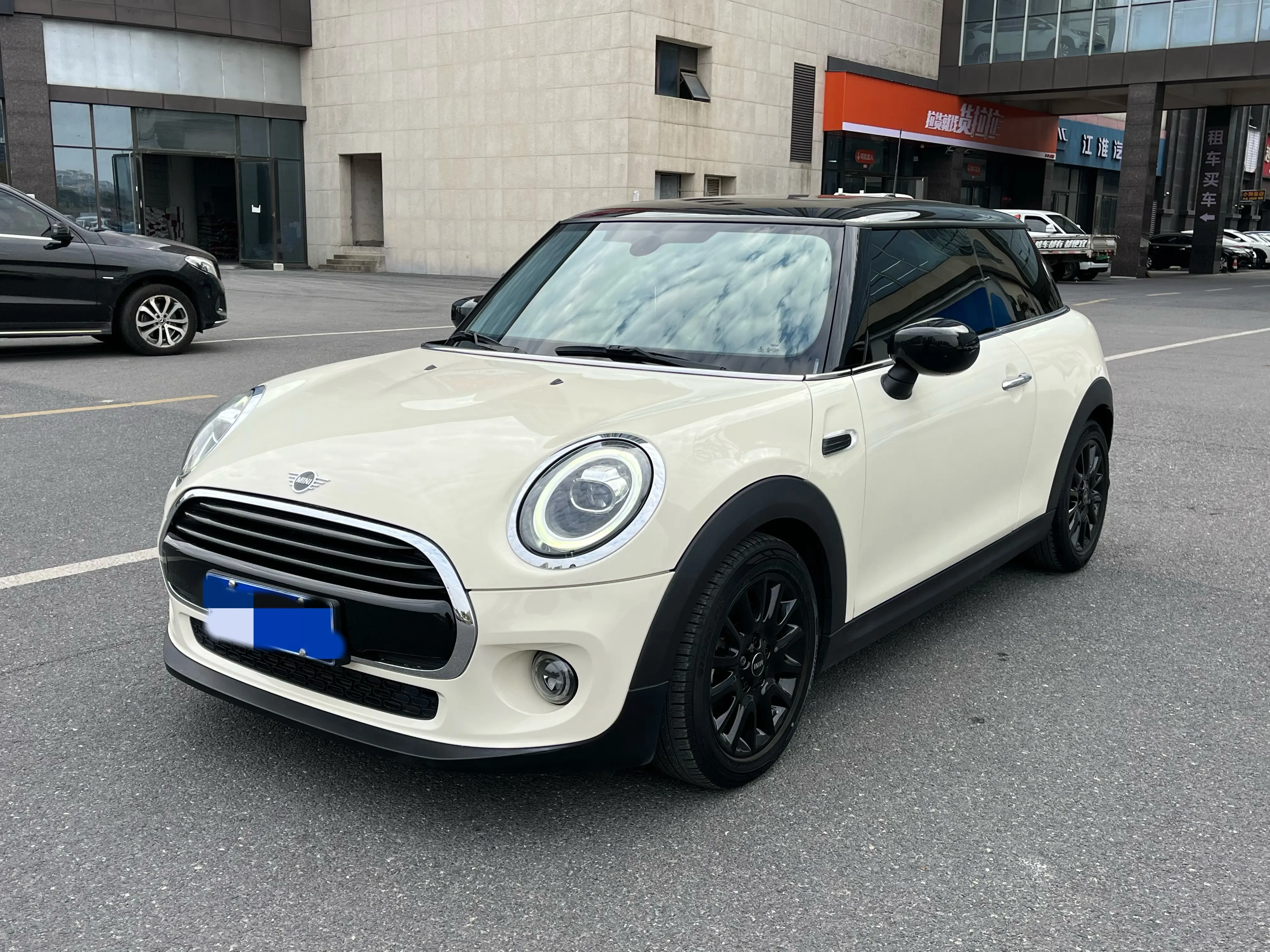 MINI MINI