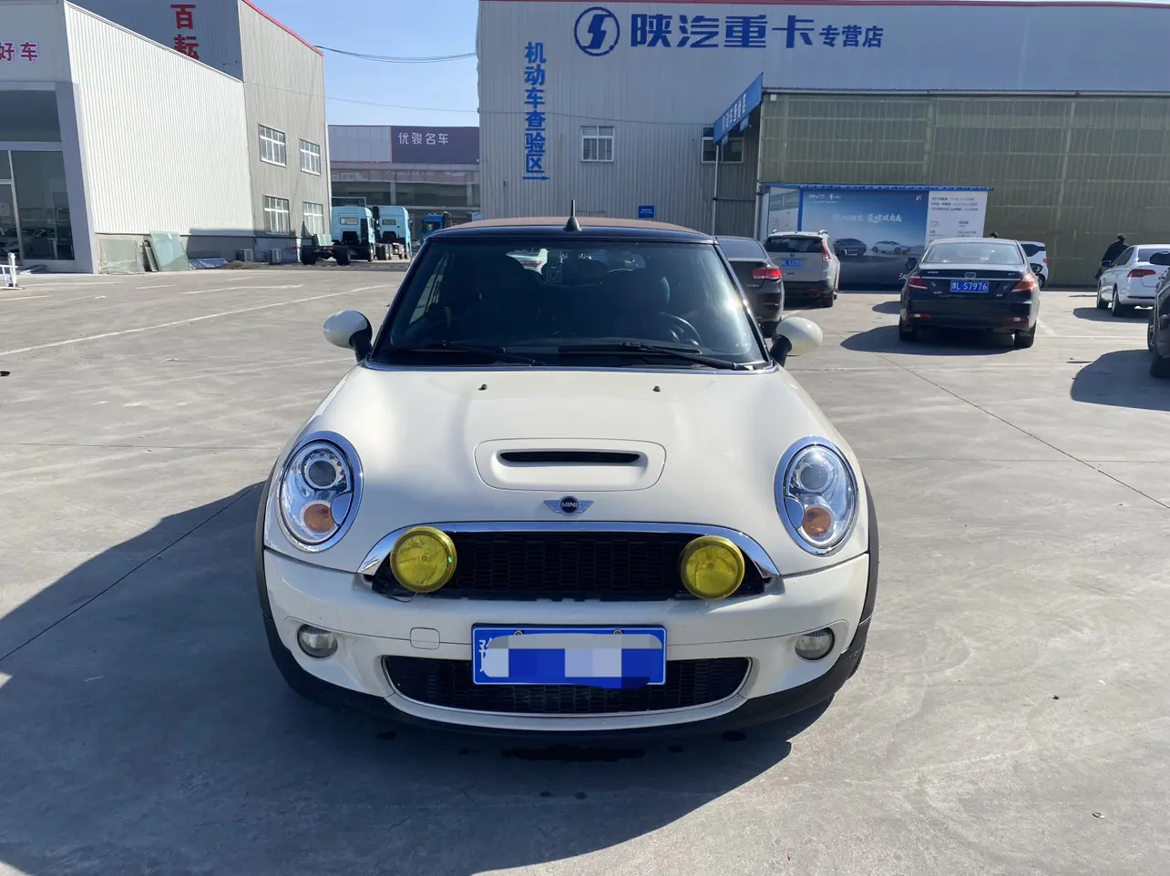 MINI 