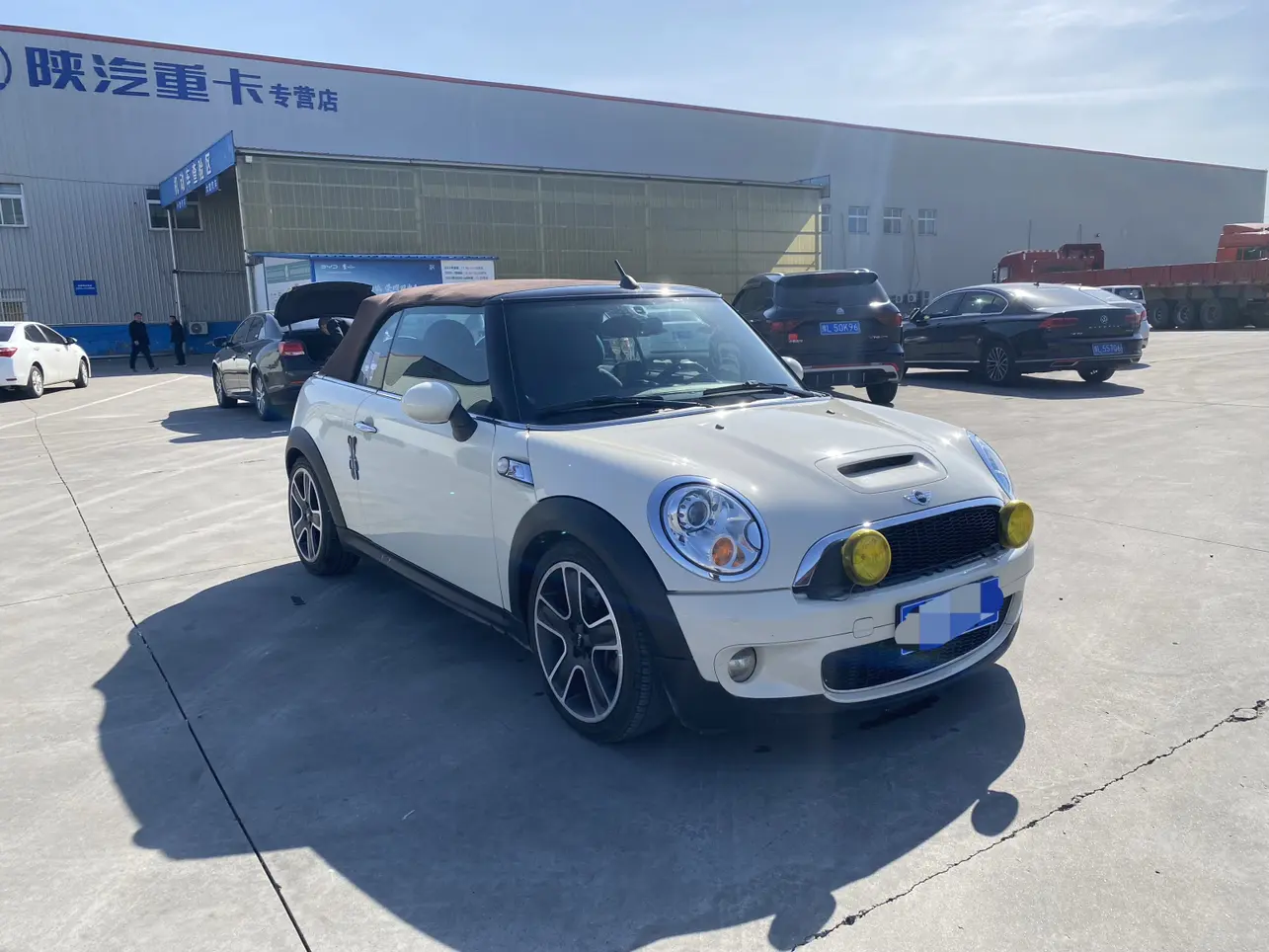 MINI 
