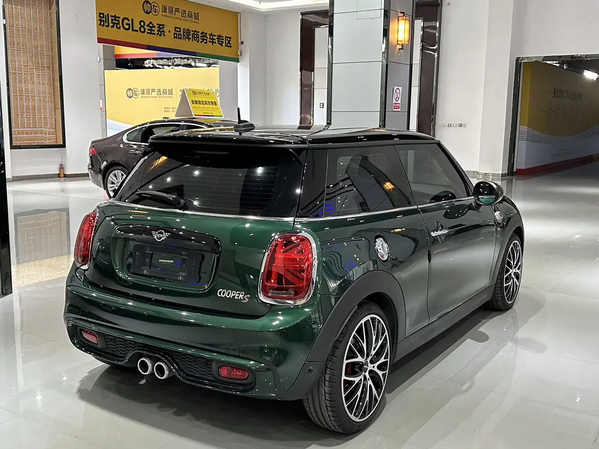 MINI 