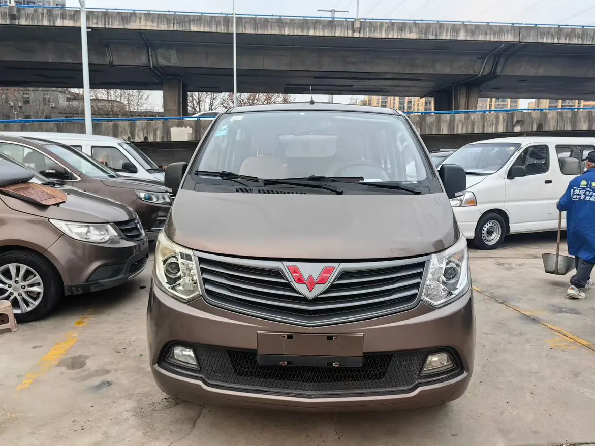 Wuling journey classic  из Китая