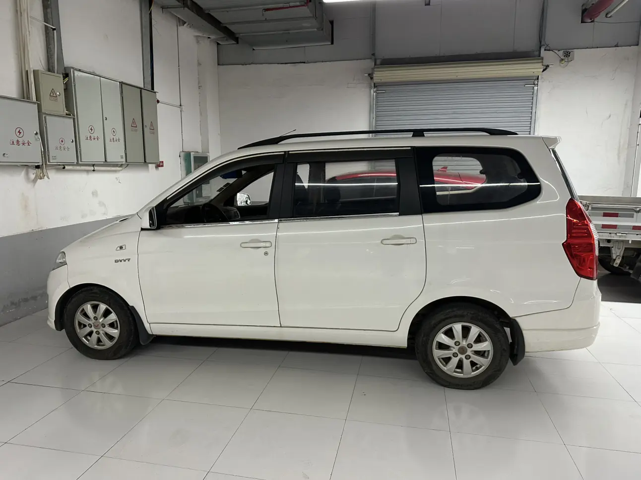 Wuling Hongguang  из Китая