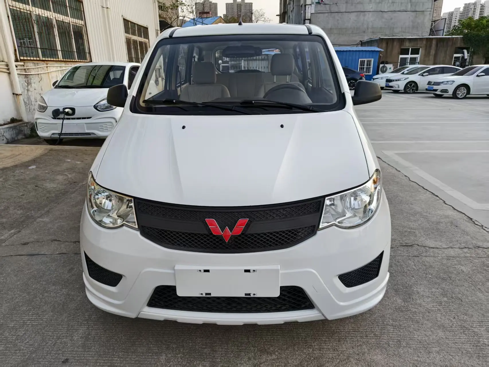 Wuling Hongguang  из Китая