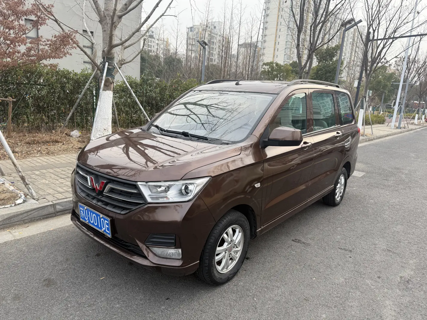 Wuling Hongguang  из Китая
