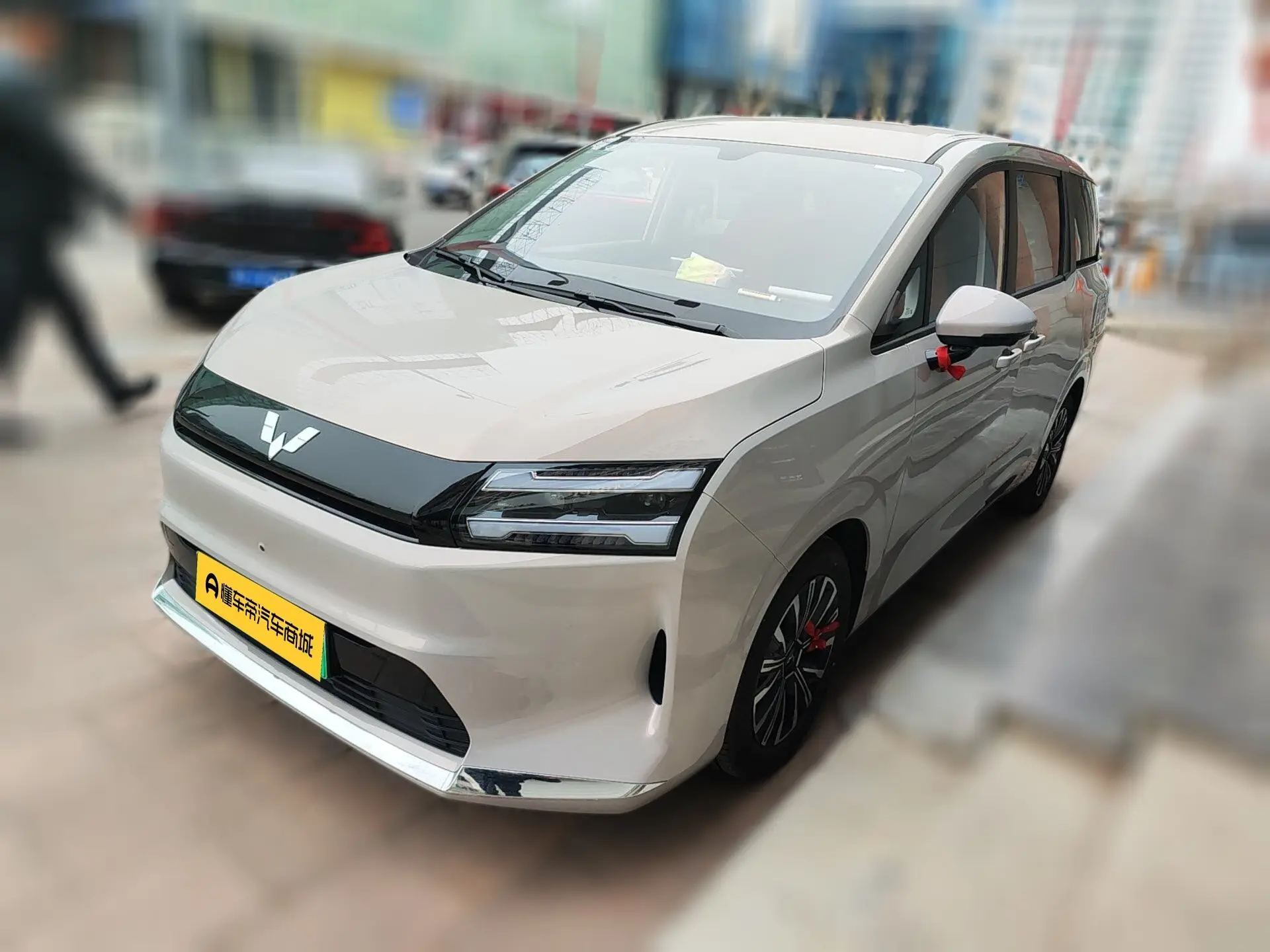 Wuling Starlight 730 EV  из Китая