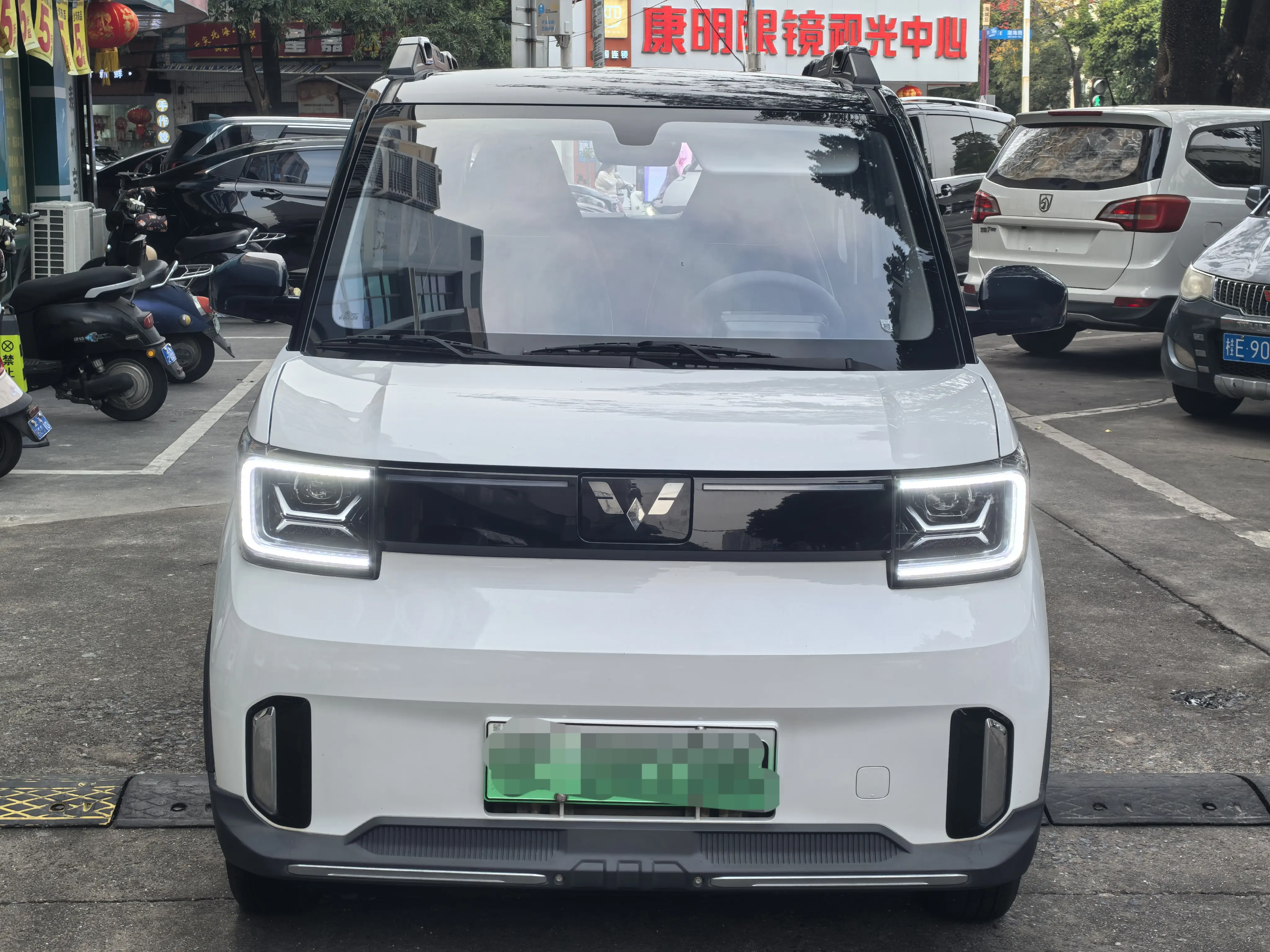 Wuling Hongguang MINIEV  из Китая