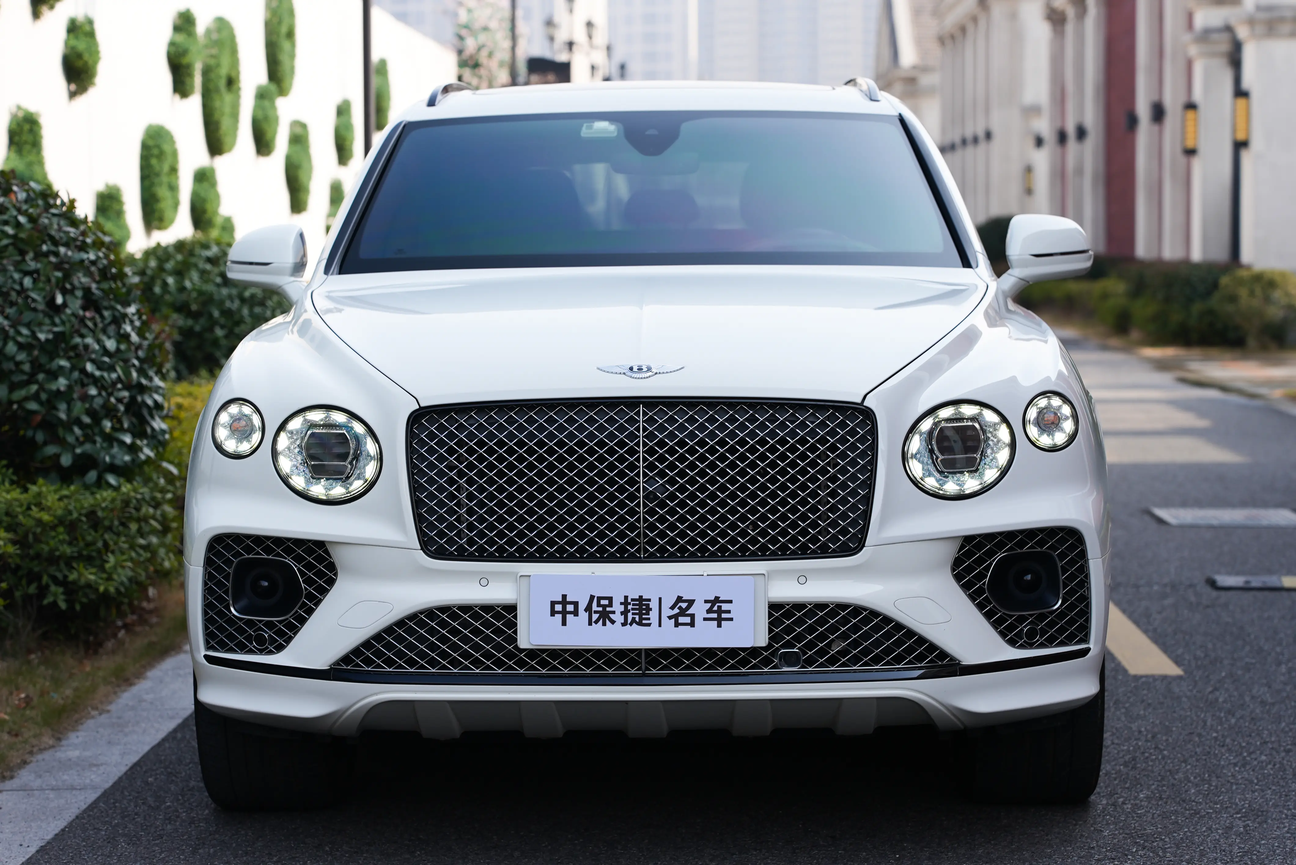 Bentley Bentayga  из Китая
