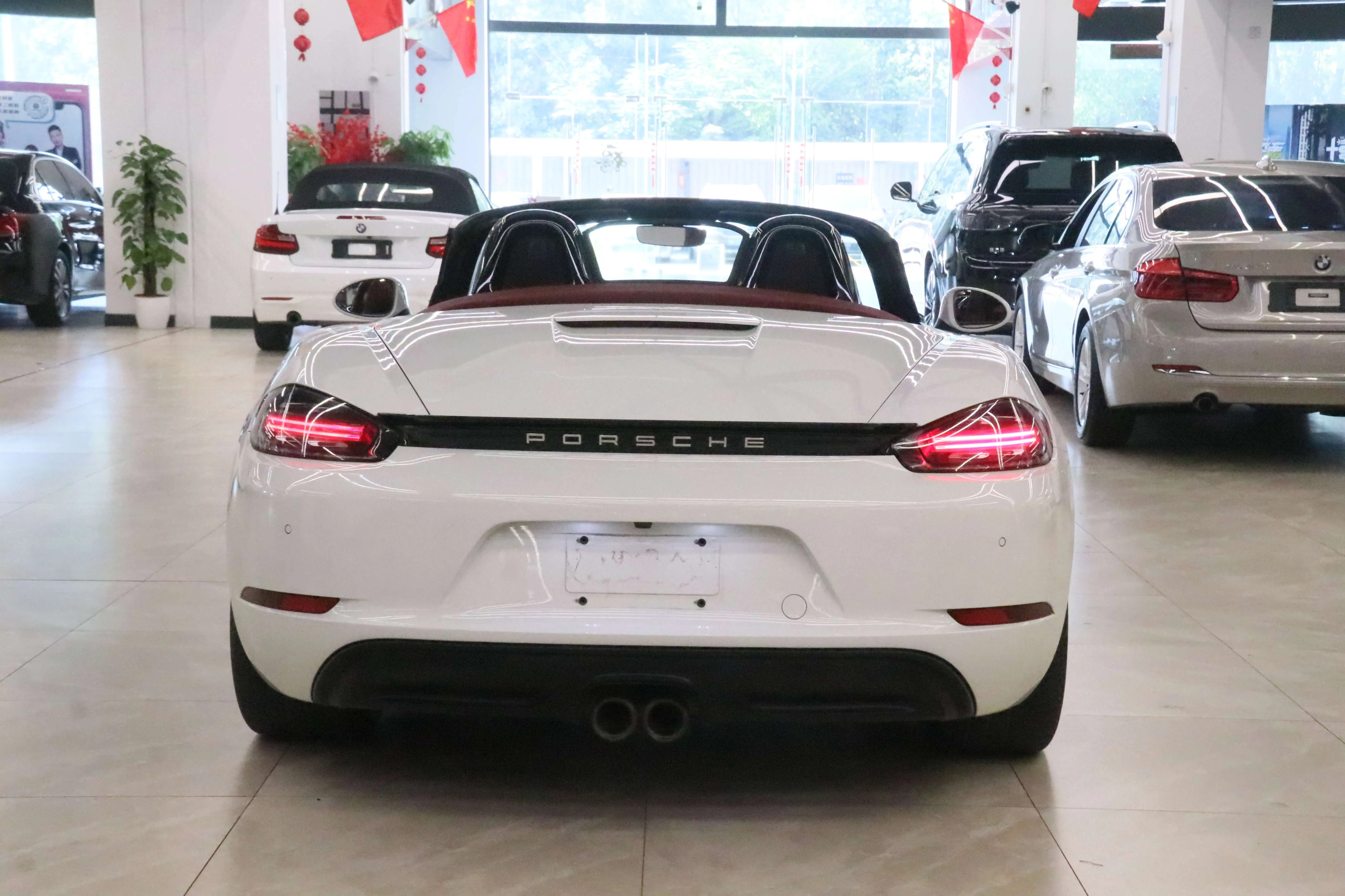 Porsche 718