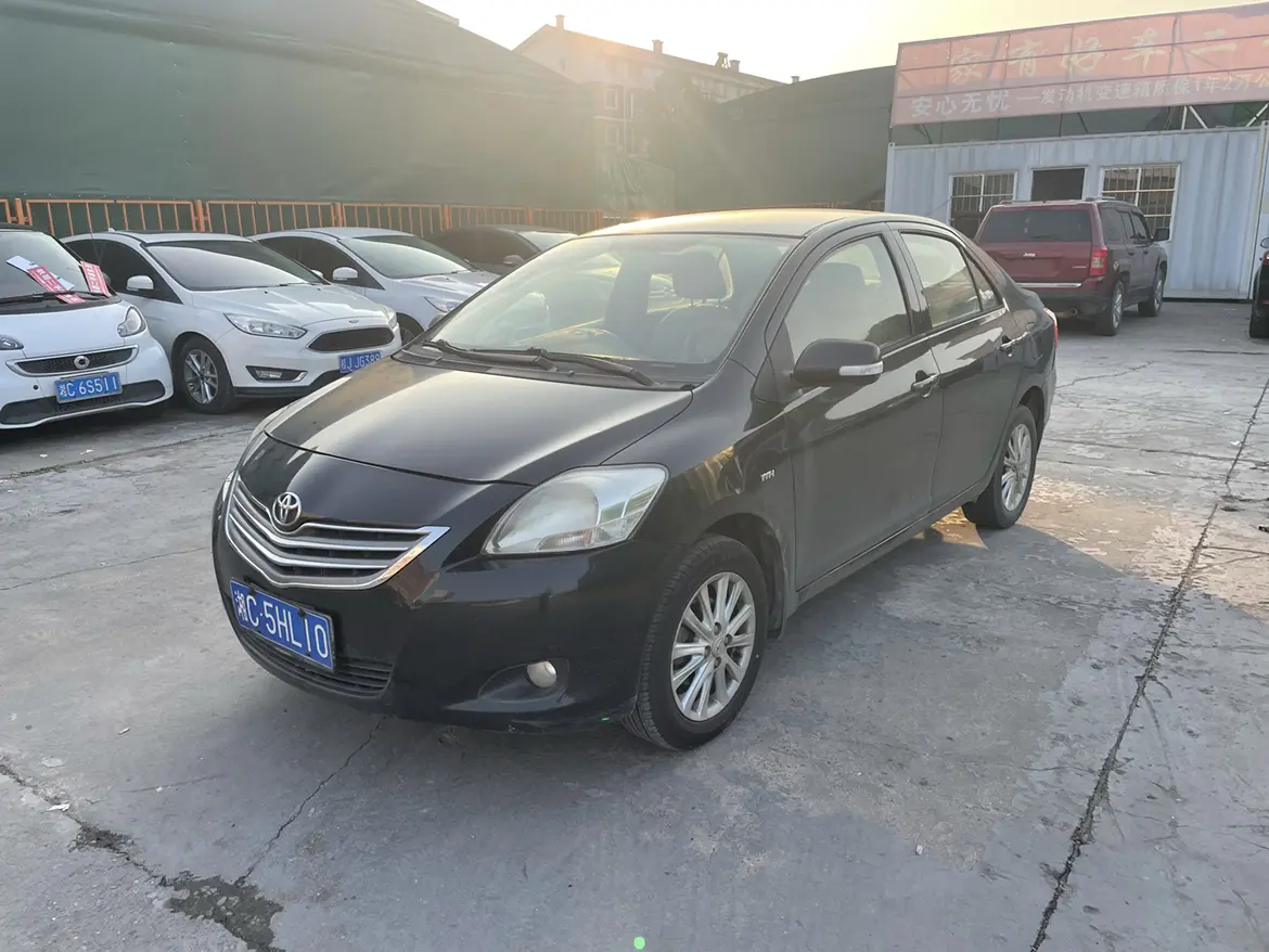 Toyota Vios  из Китая