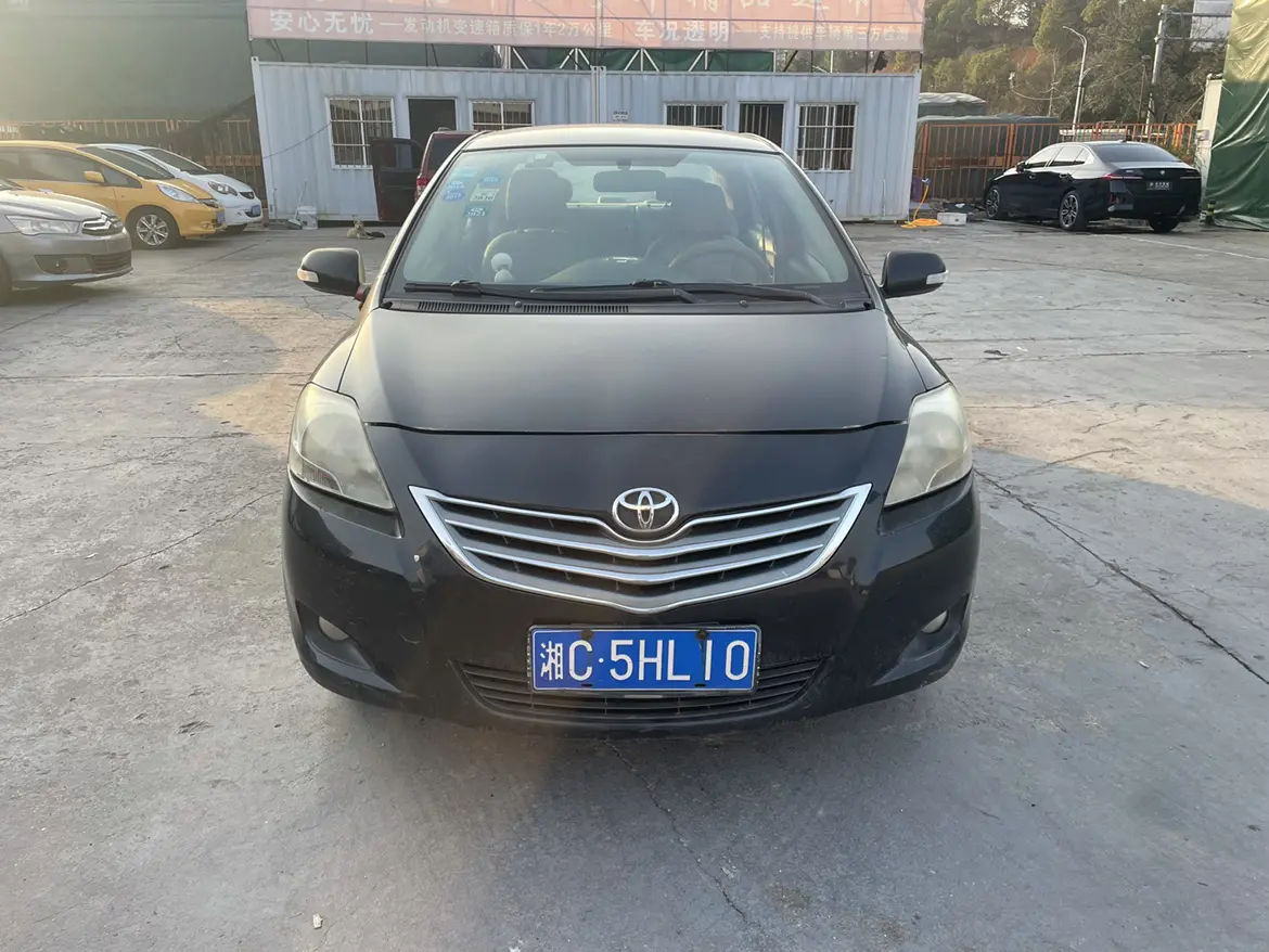 Toyota Vios  из Китая