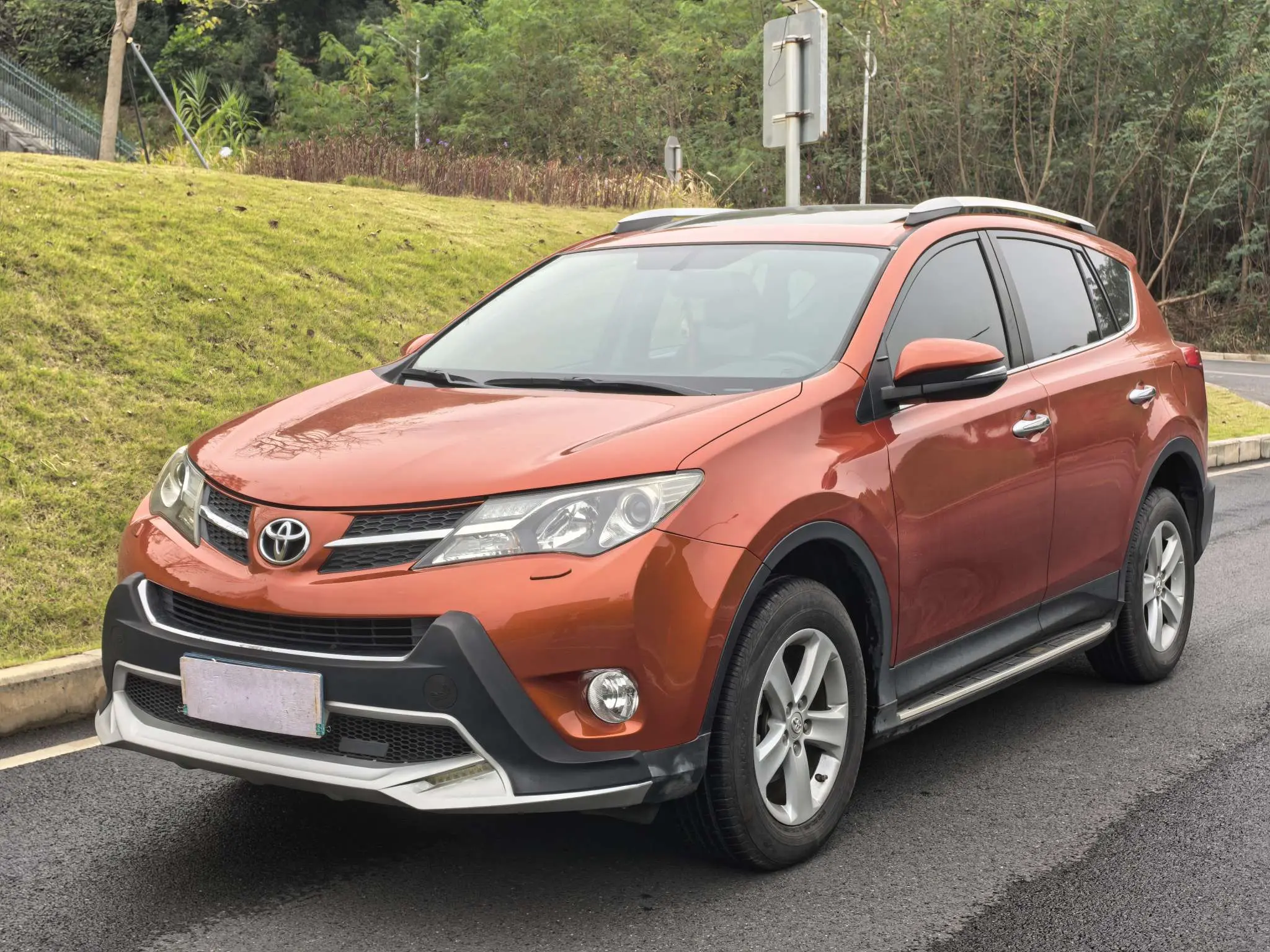 Toyota RAV4  из Китая