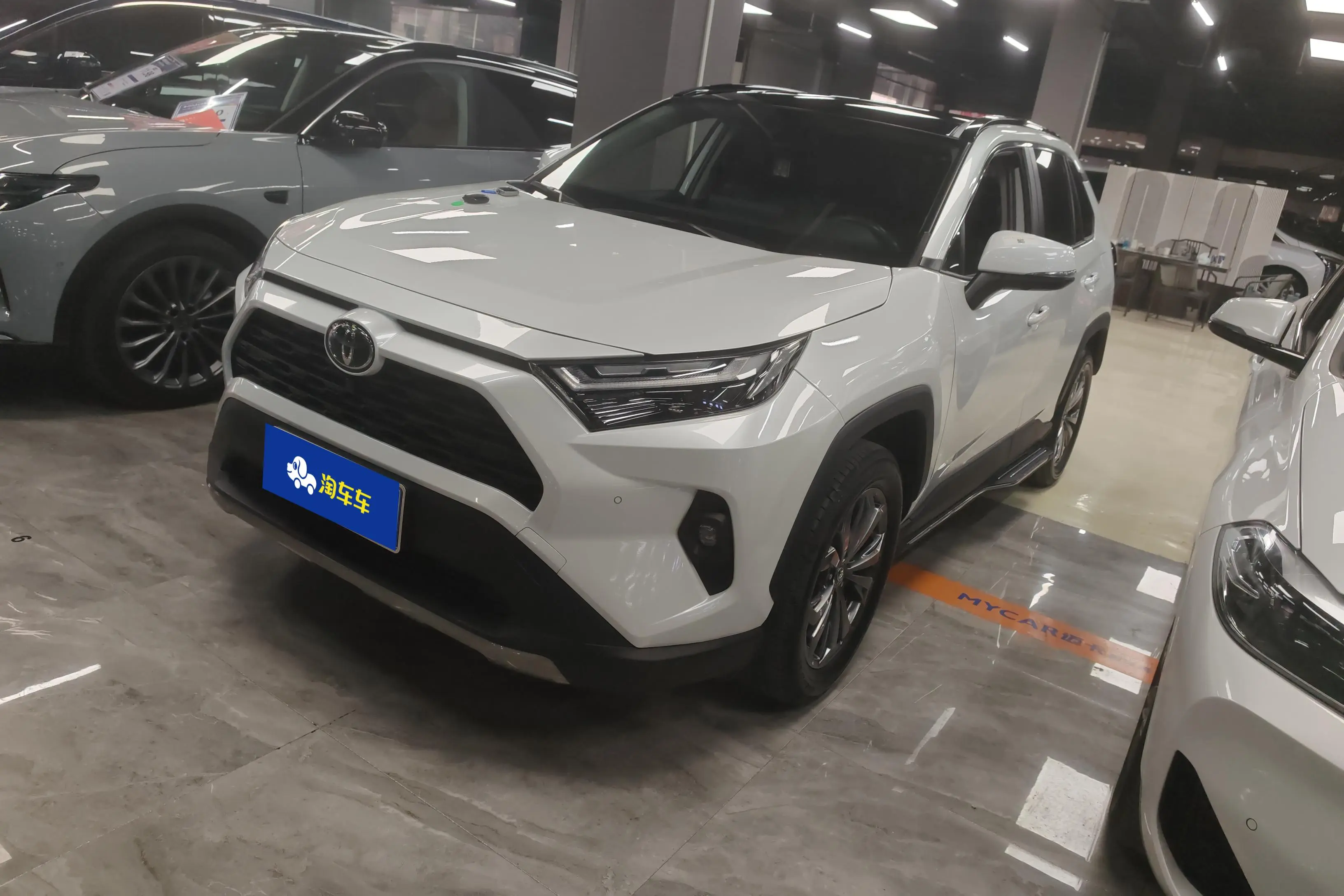 Toyota RAV4  из Китая