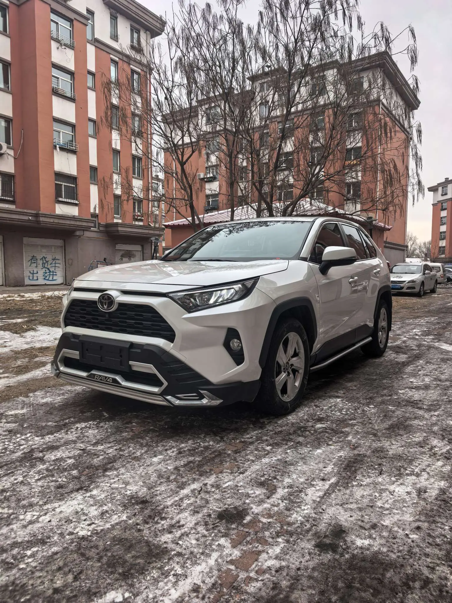 Toyota RAV4  из Китая