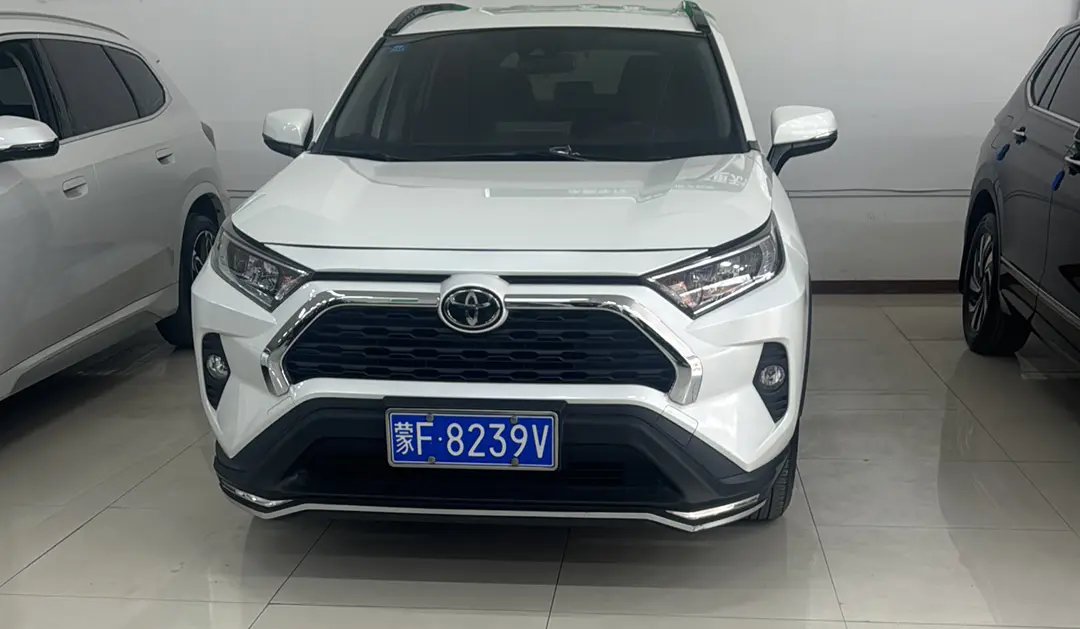Toyota RAV4  из Китая