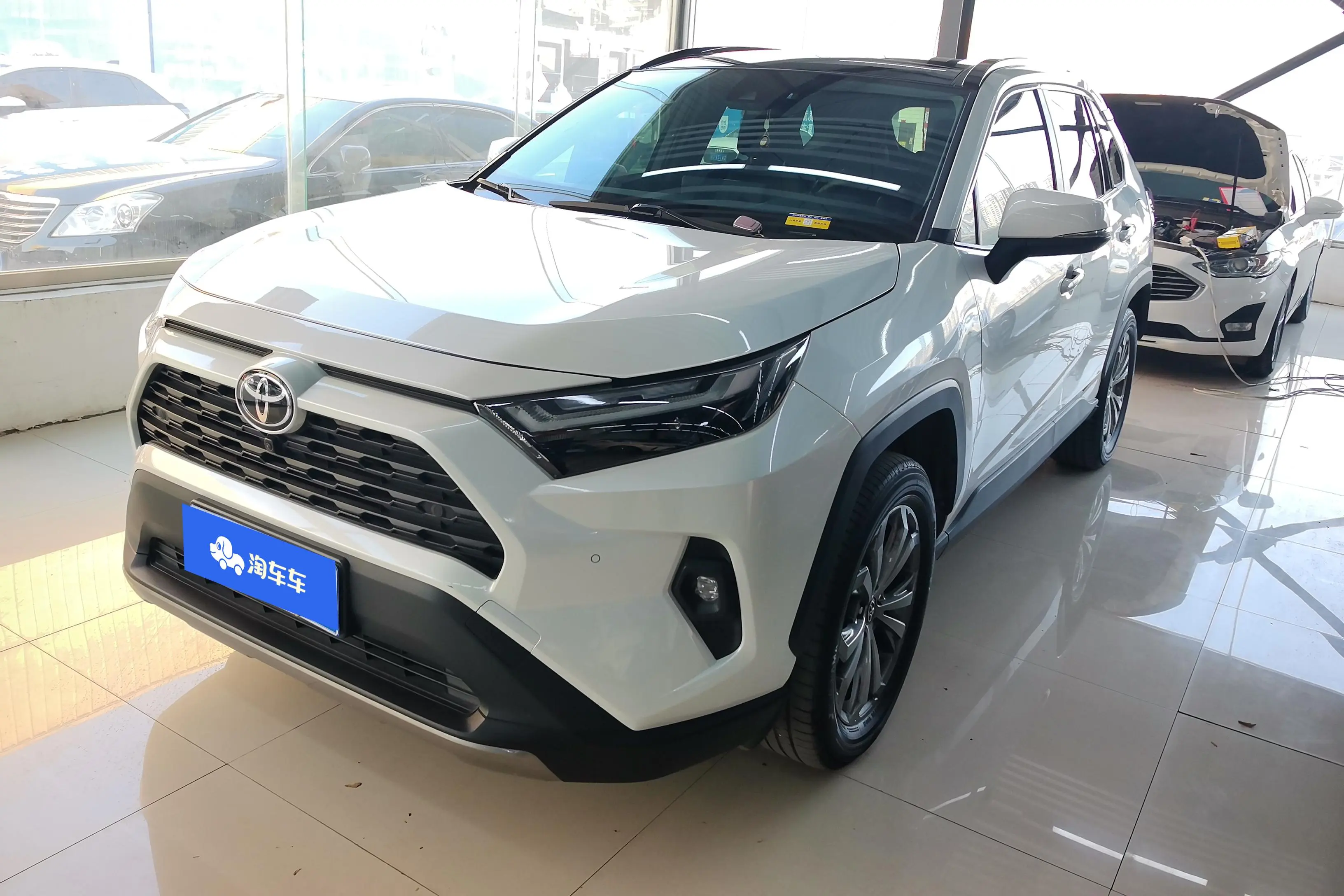 Toyota RAV4  из Китая