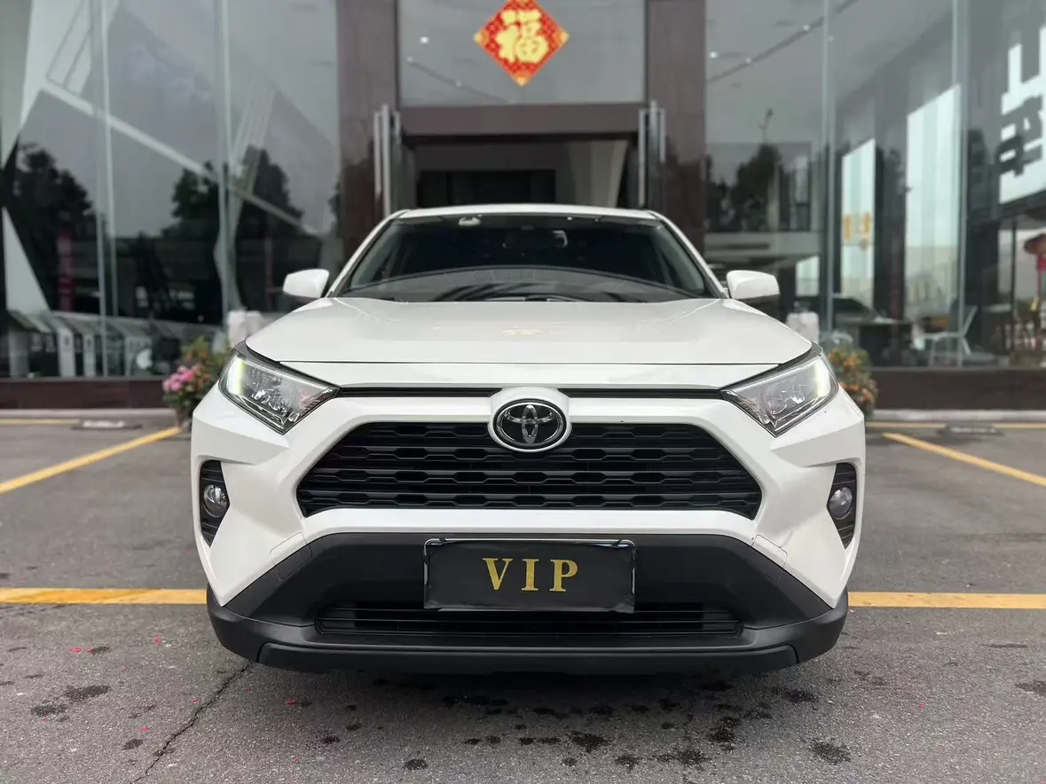 Toyota RAV4  из Китая
