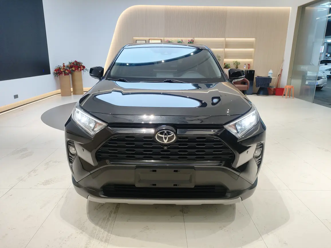 Toyota RAV4  из Китая