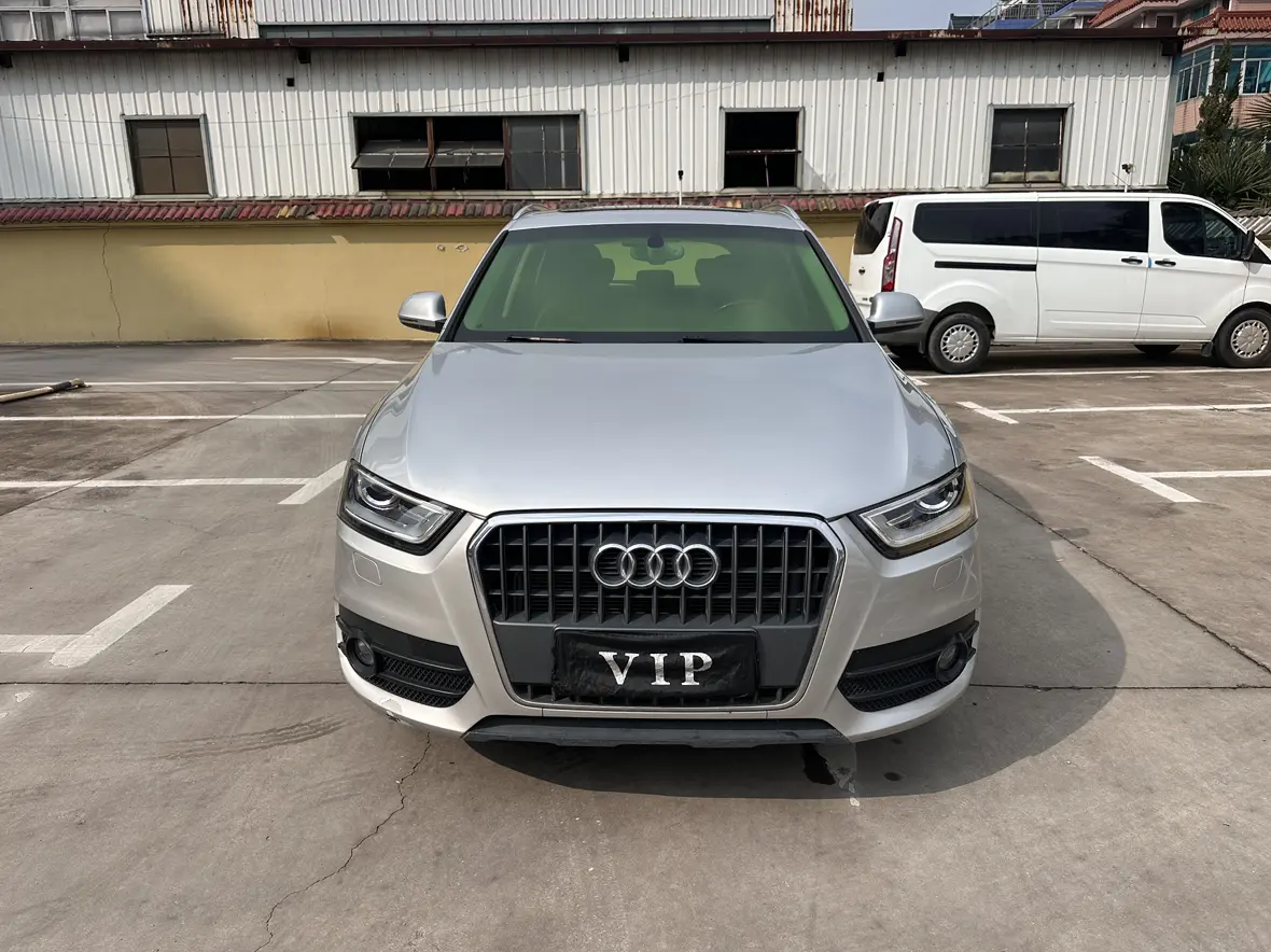 Audi Q3  из Китая