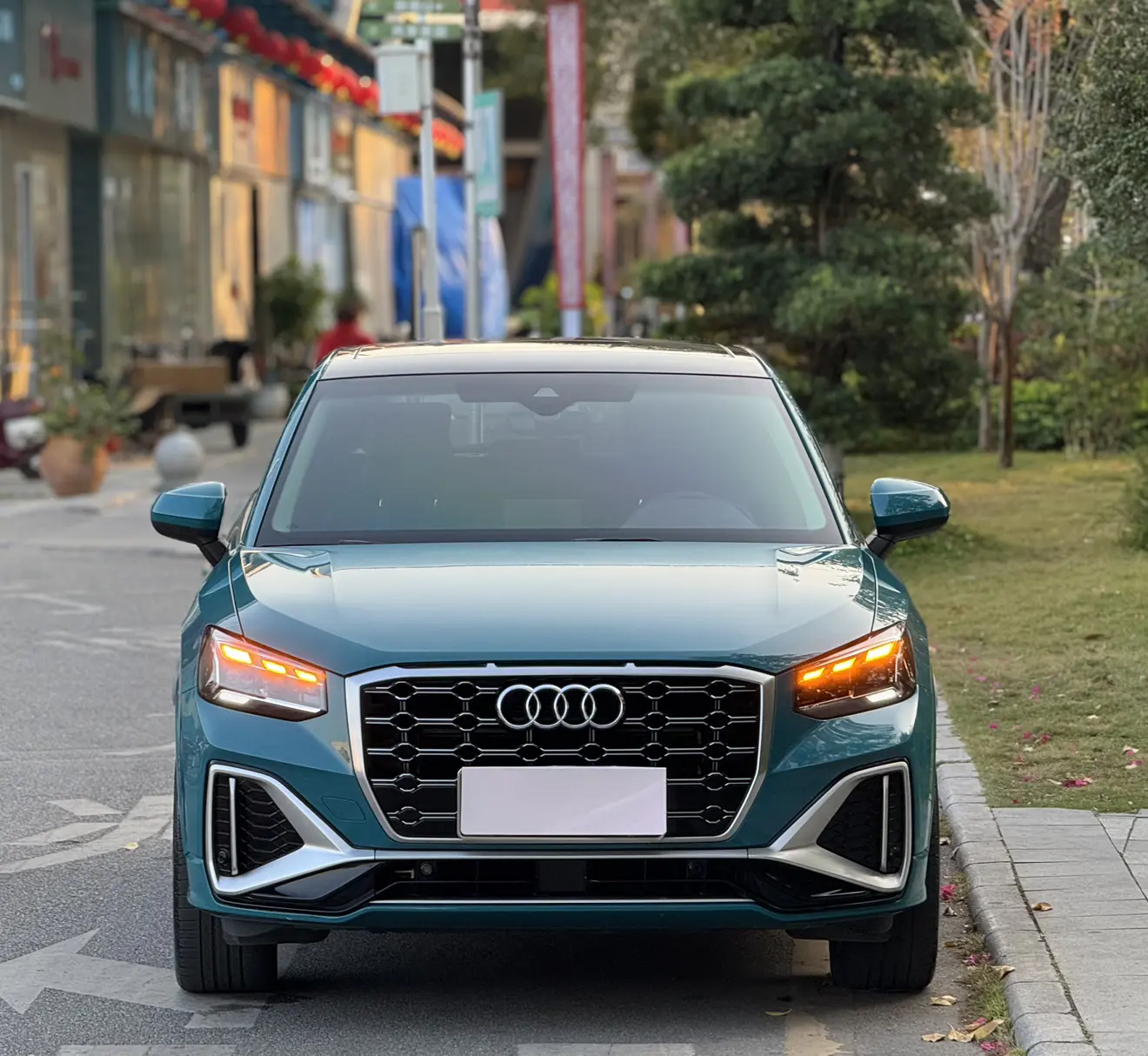 Audi Q2L  из Китая