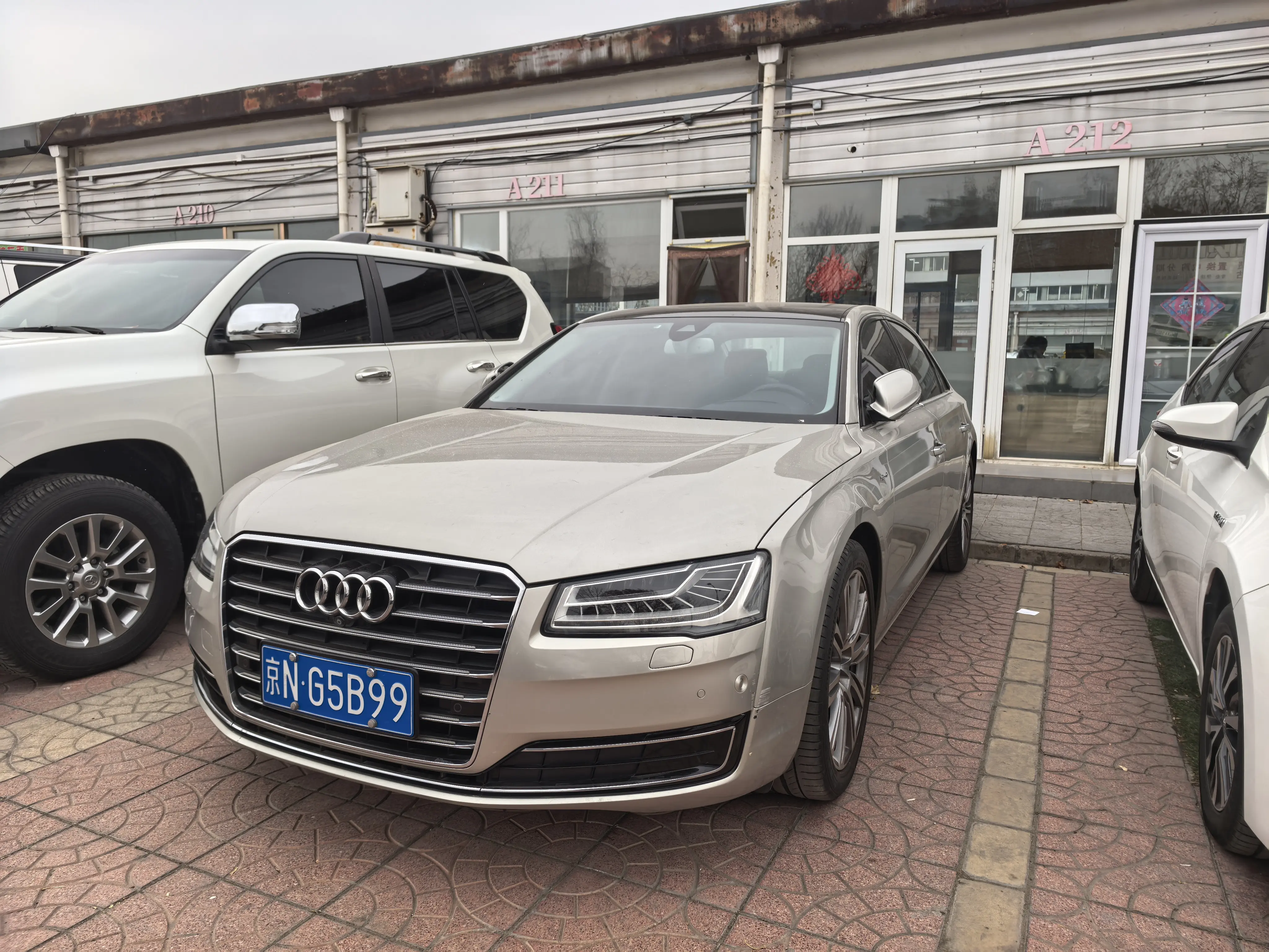 Audi A8