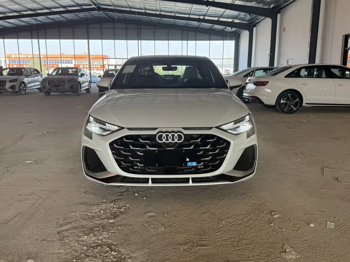 Audi A3  из Китая