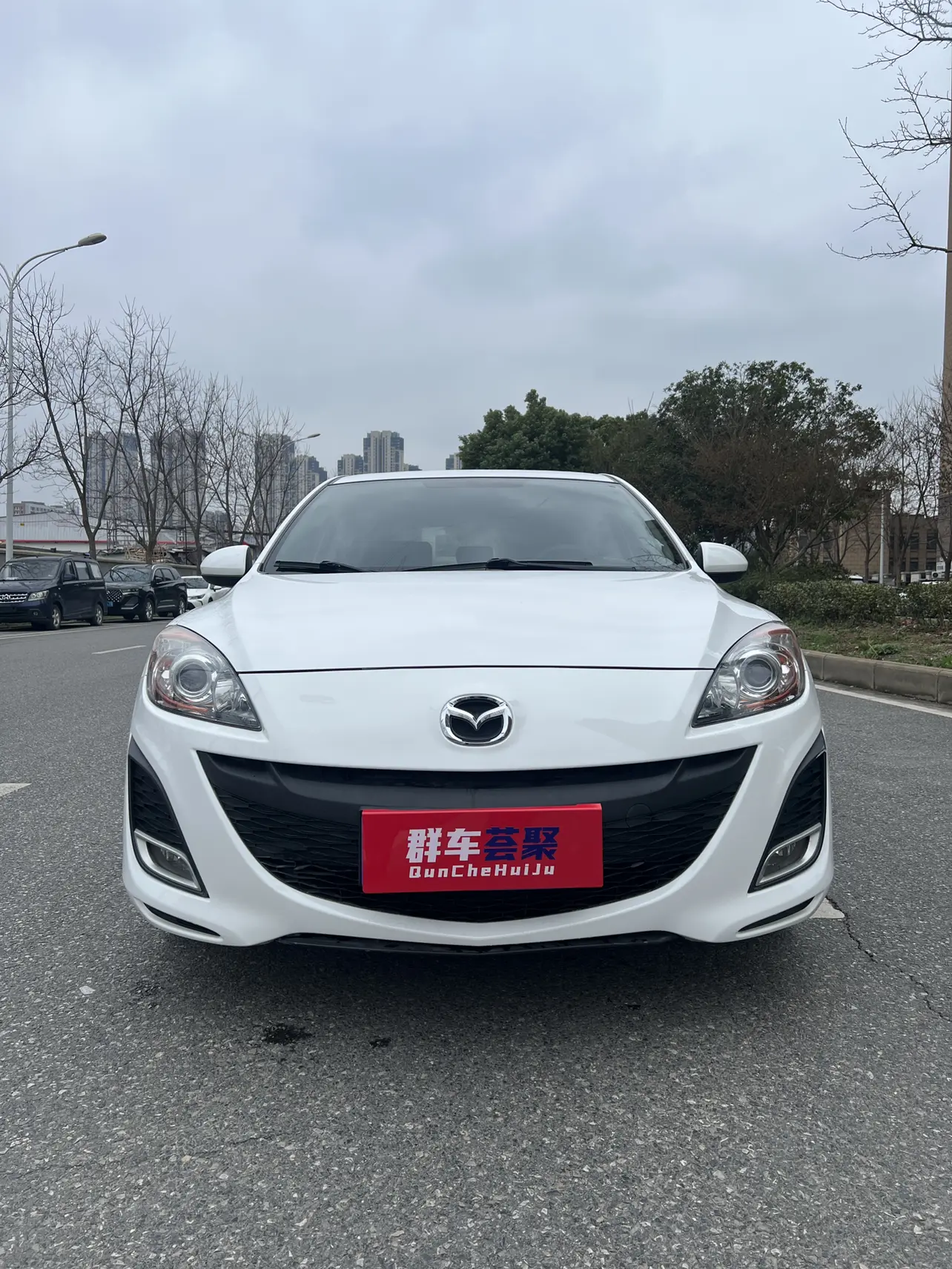Mazda Axela (Mazda3)  из Китая