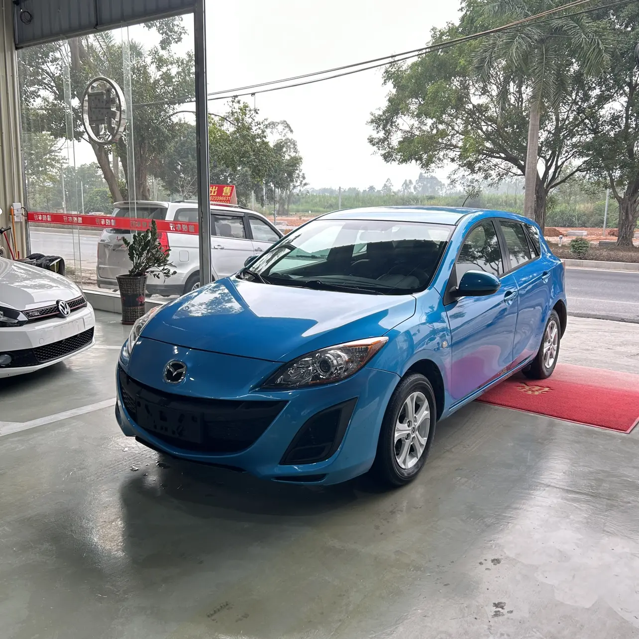 Mazda Axela (Mazda3)  из Китая