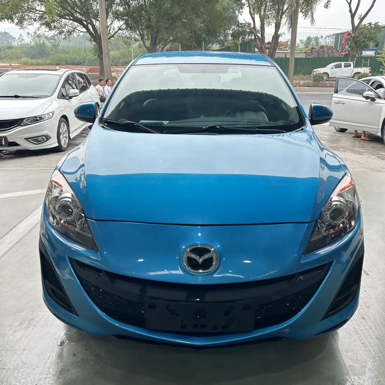 Mazda Axela (Mazda3)  из Китая