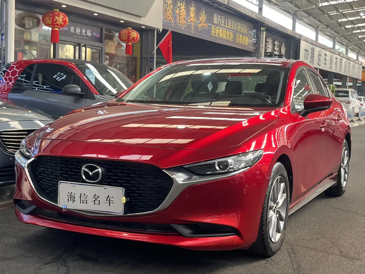 Mazda Axela (Mazda3)  из Китая