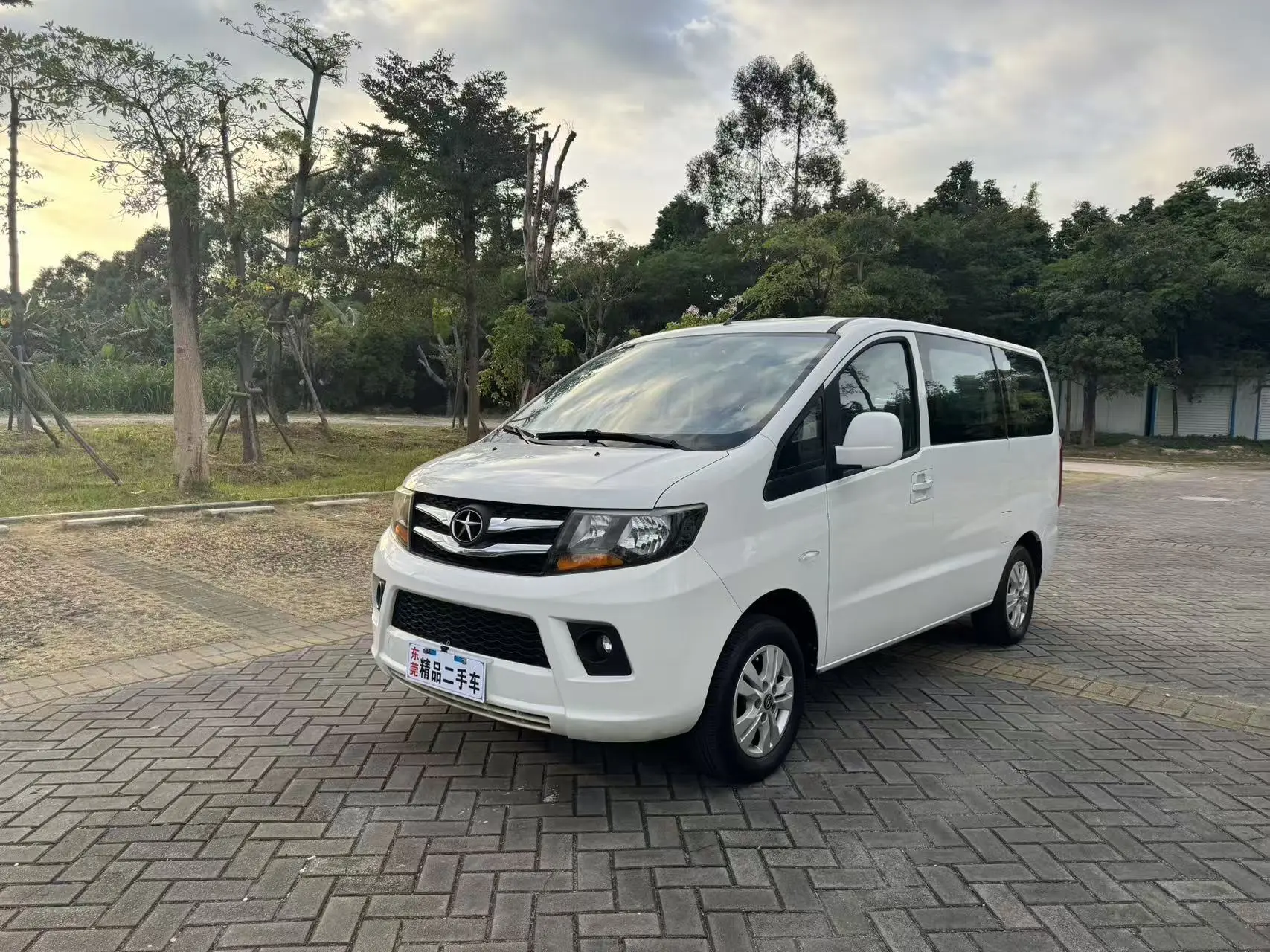 JAC Ruifeng M3  из Китая