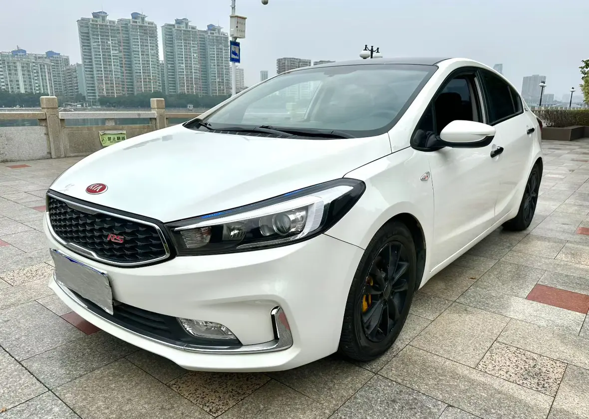Kia K3  из Китая
