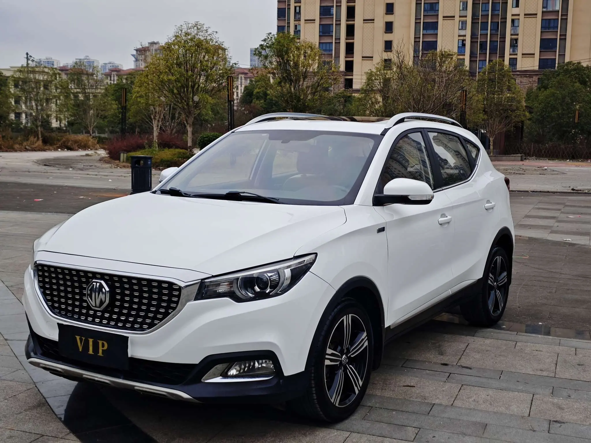 MG ZS  из Китая